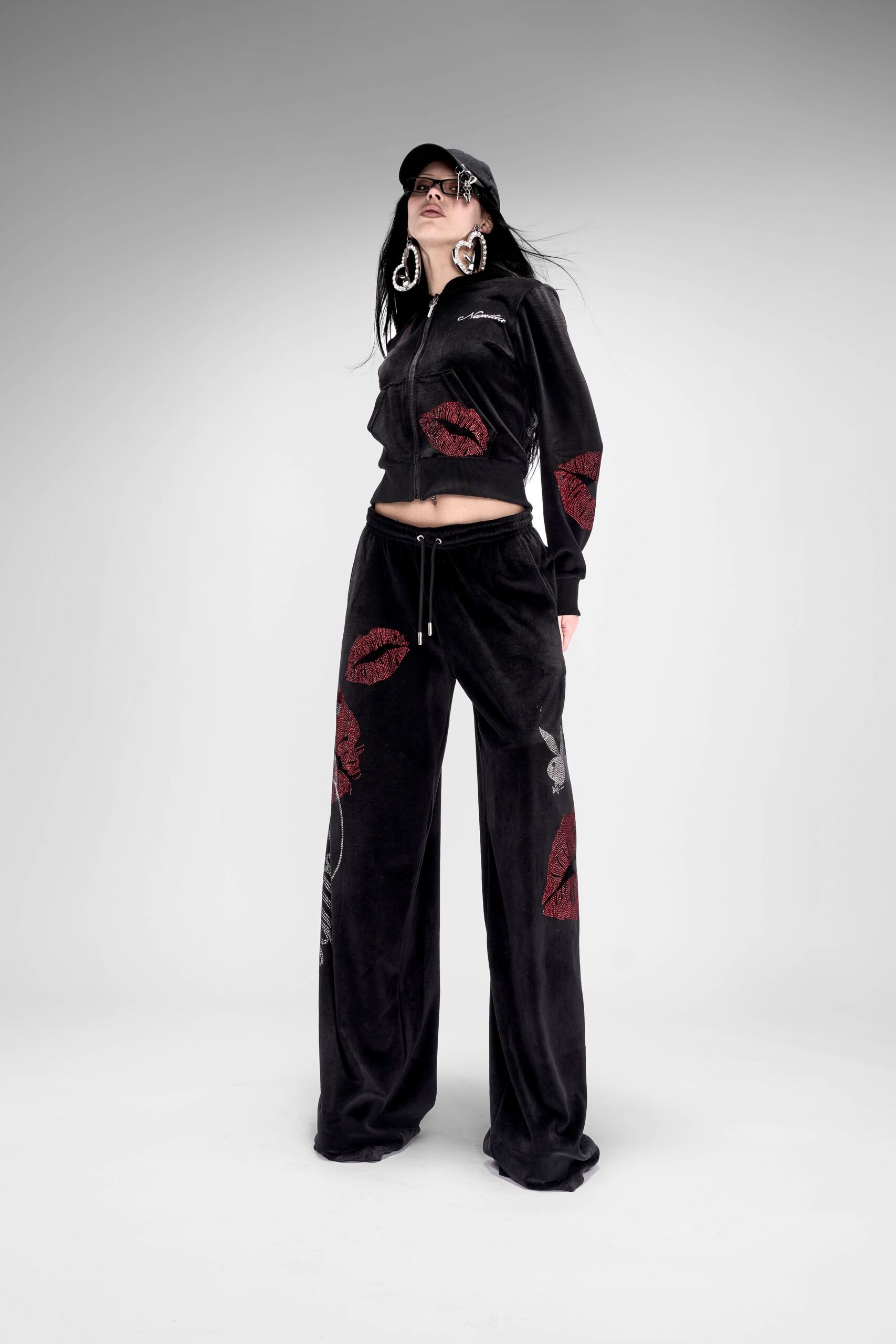 black velvet long-sleeve collared fitted zippered top