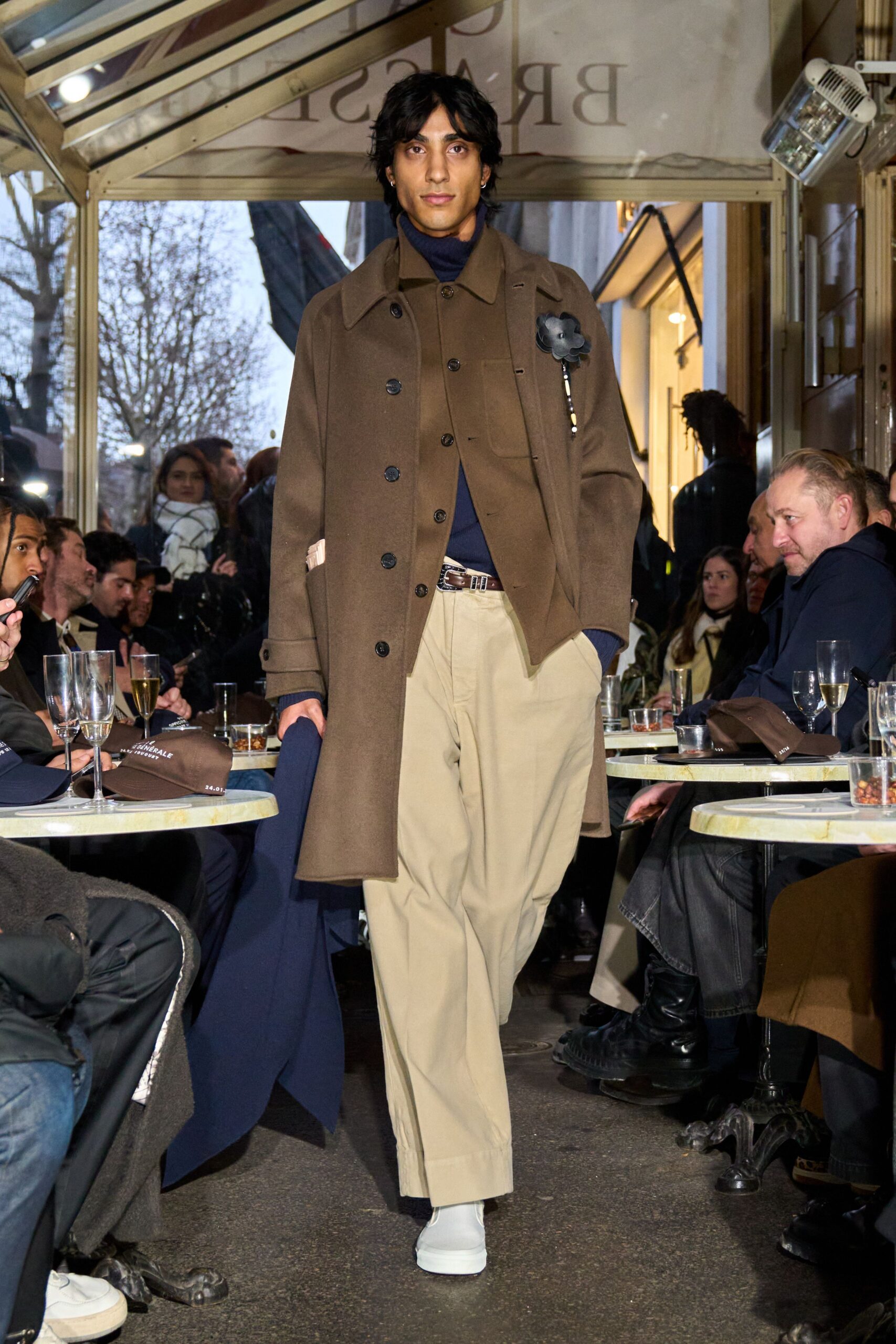 brown wool long-sleeve collared relaxed buttoned coat