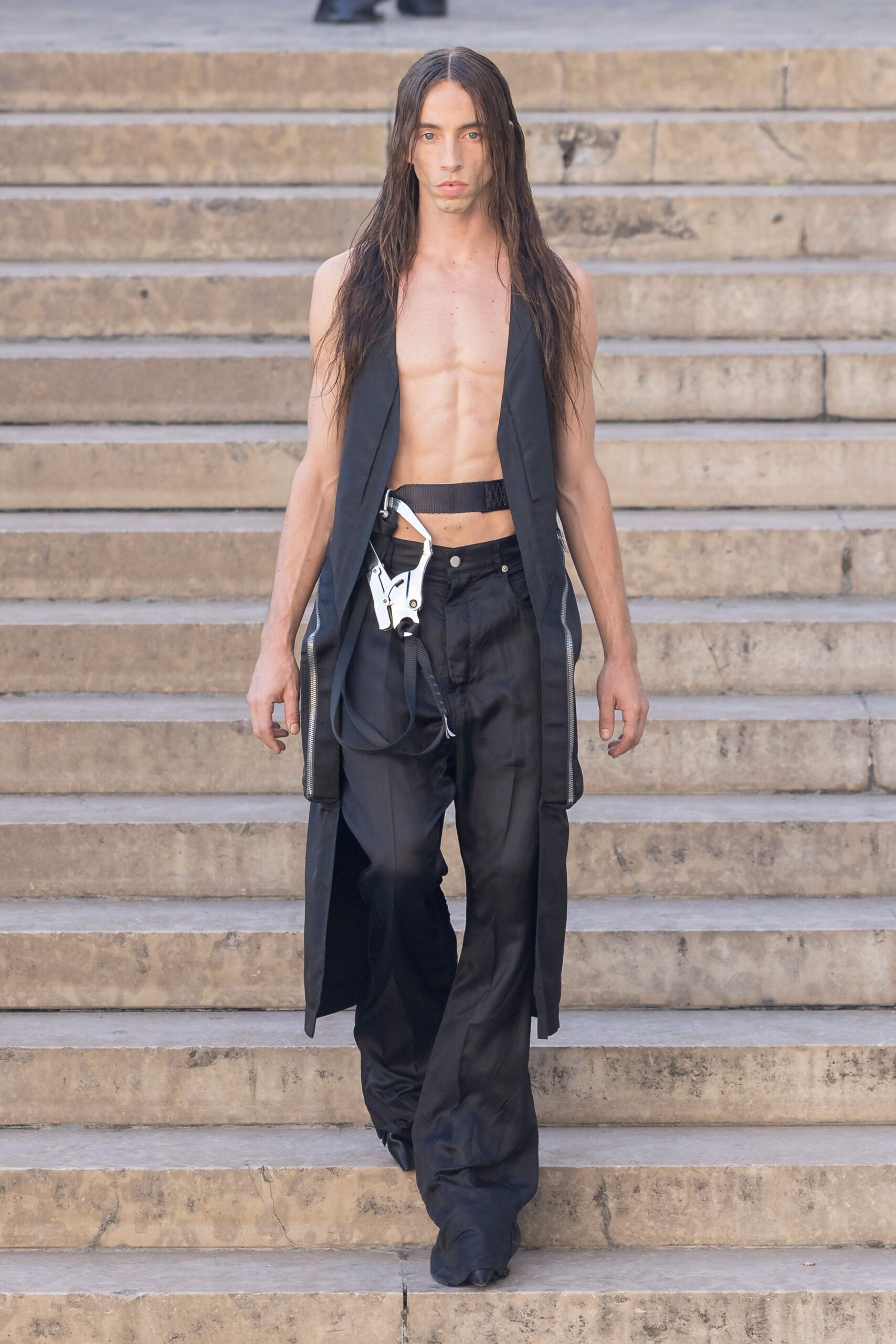 black silk sleeveless v-neck fitted layered vest