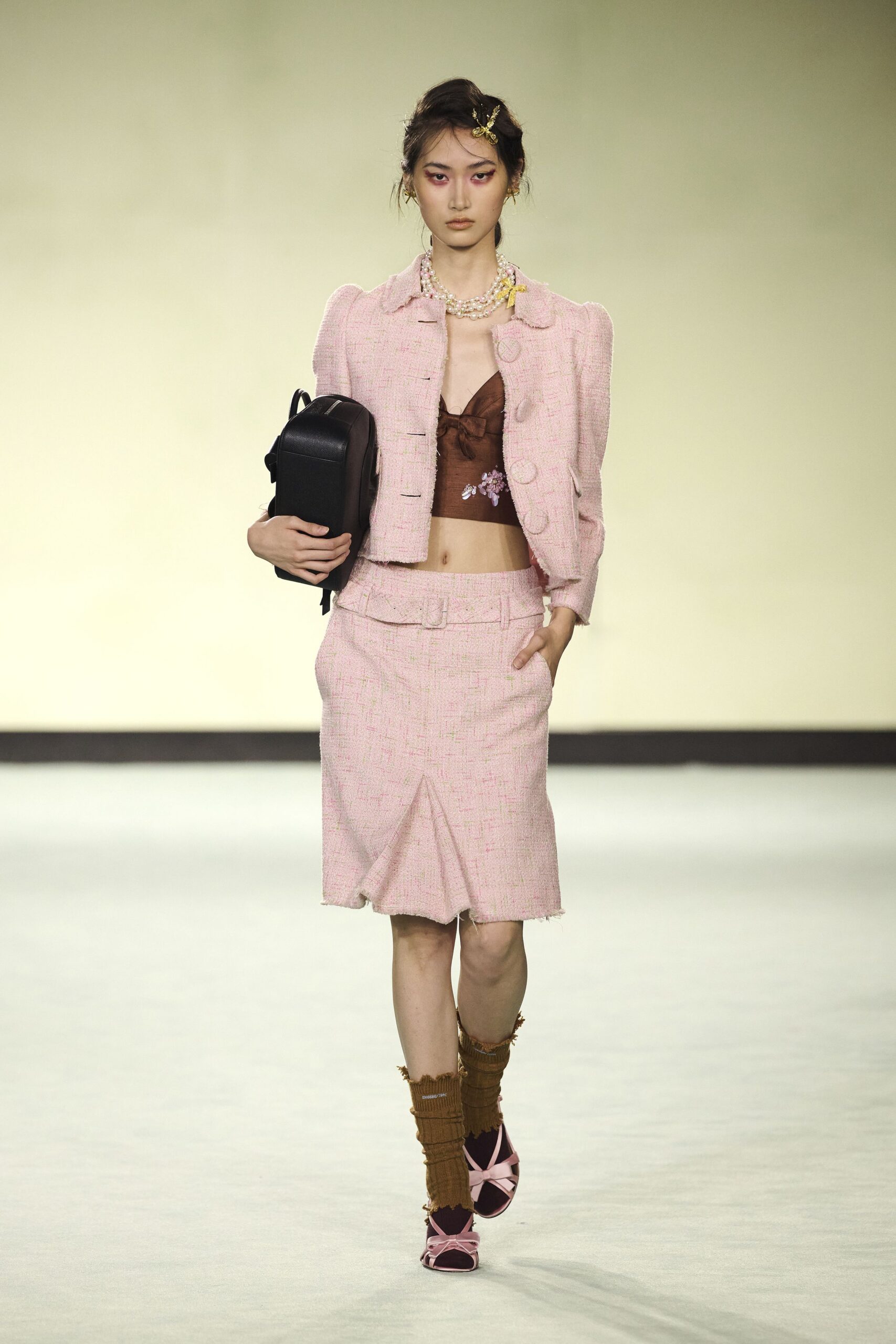 pink tweed long-sleeve collared tailored buttoned pencil jacket