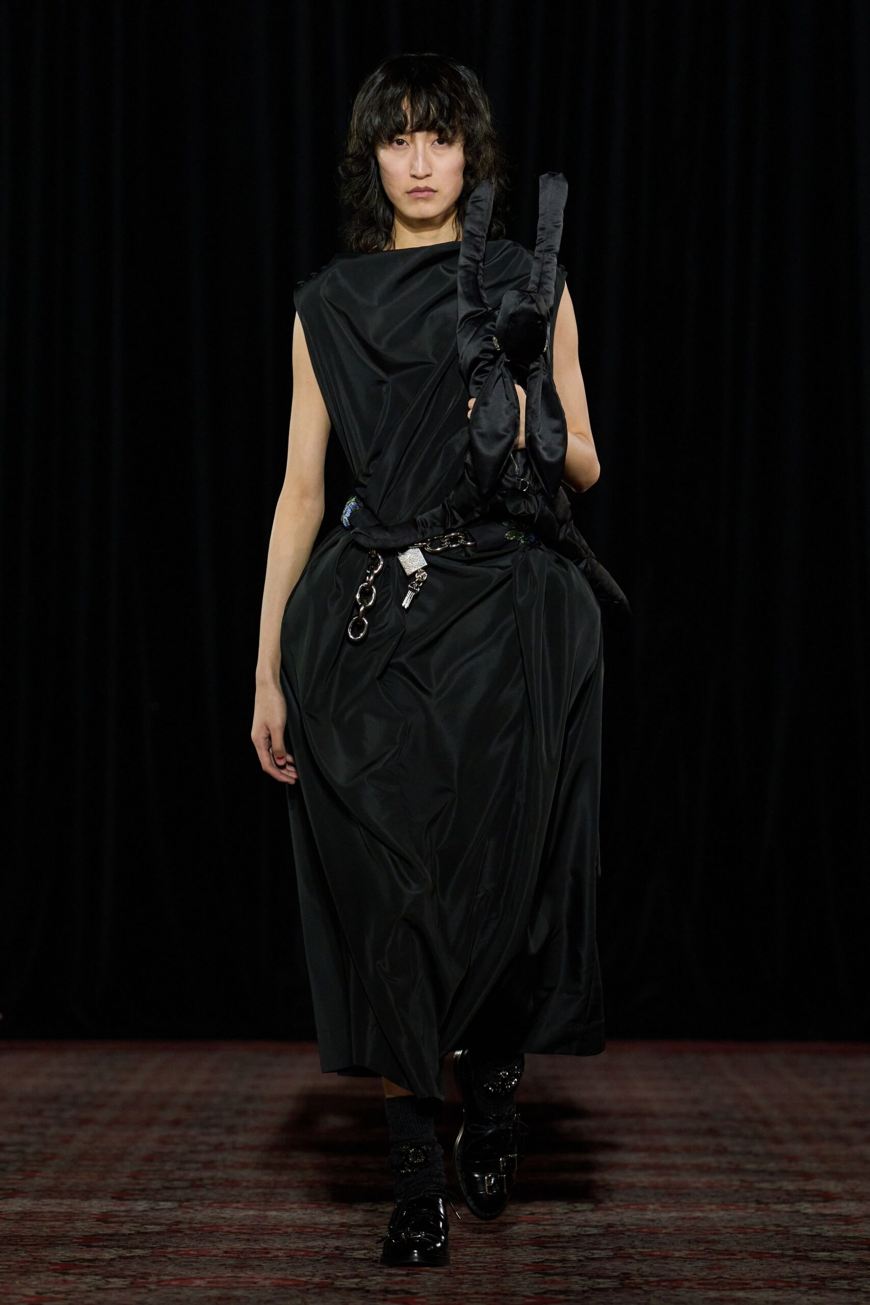 black relaxed sleeveless dress