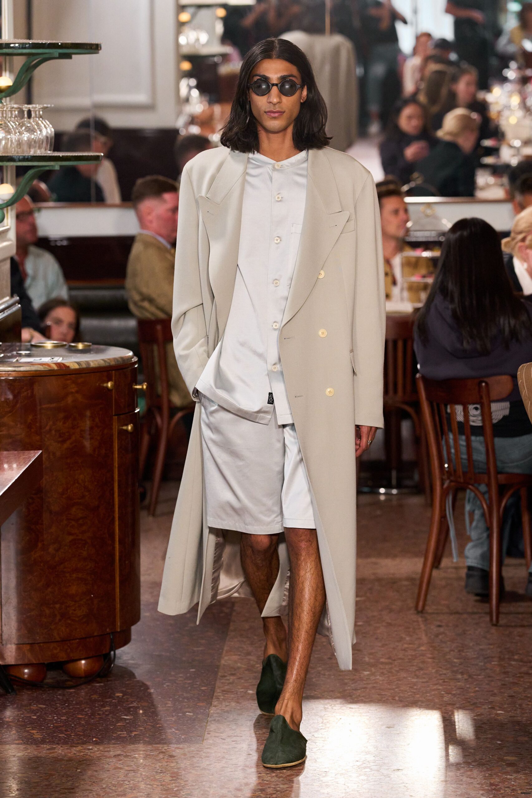 beige wool long-sleeve collared relaxed coat