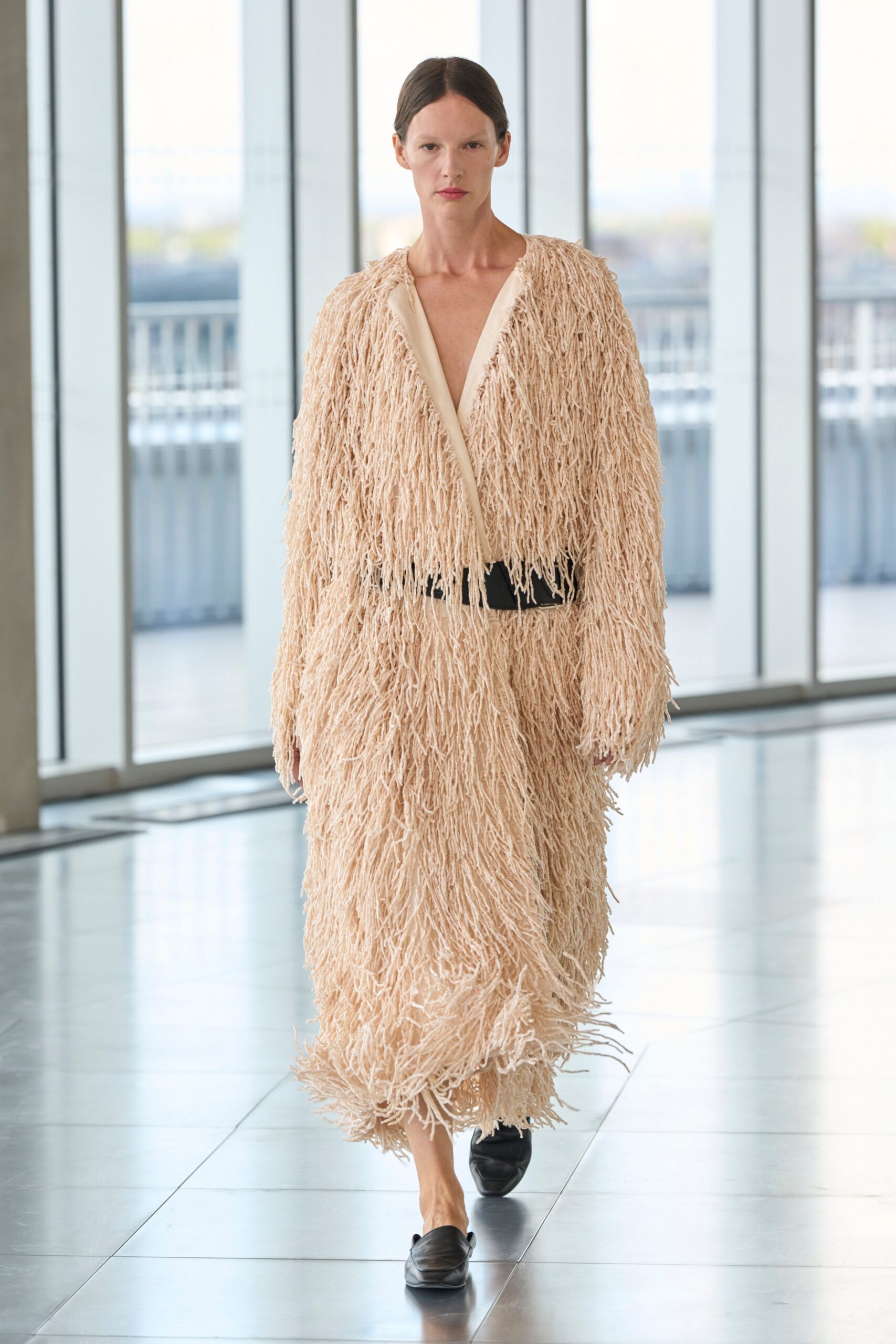 beige fur long-sleeve v-neck relaxed fringed midi coat