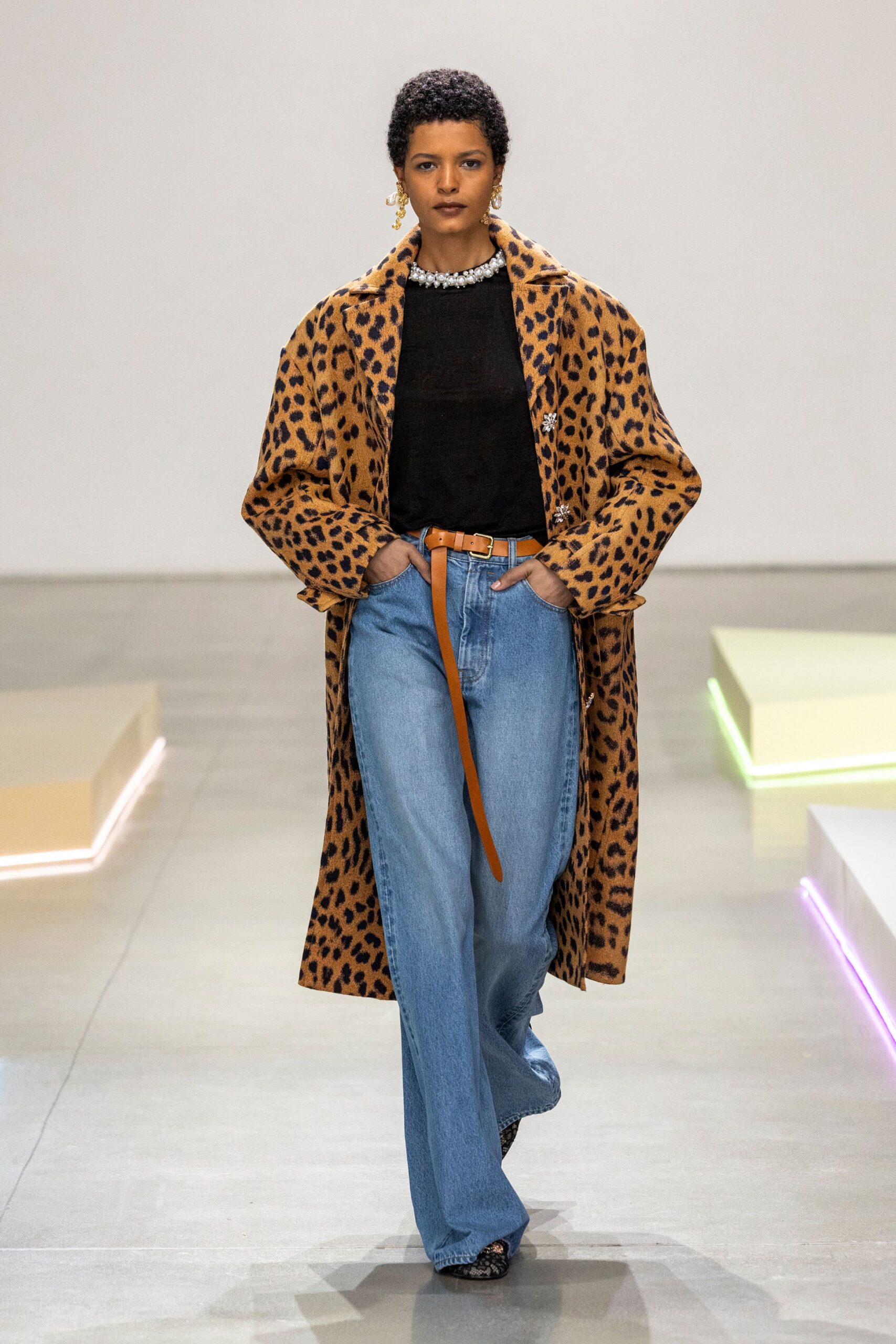 brown faux-fur long-sleeve relaxed animal-print coat