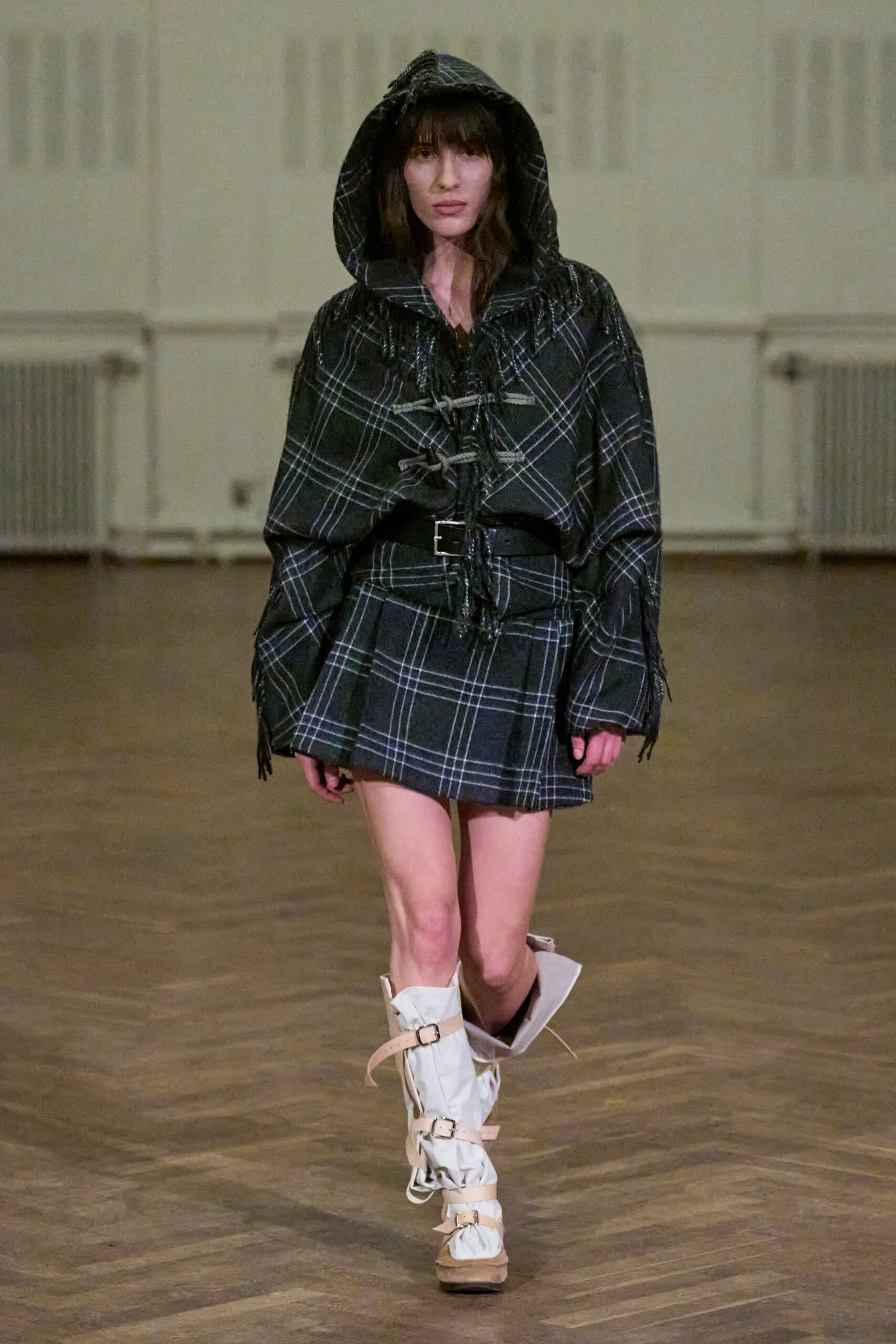 black cotton long-sleeve hooded oversized checked fringed poncho