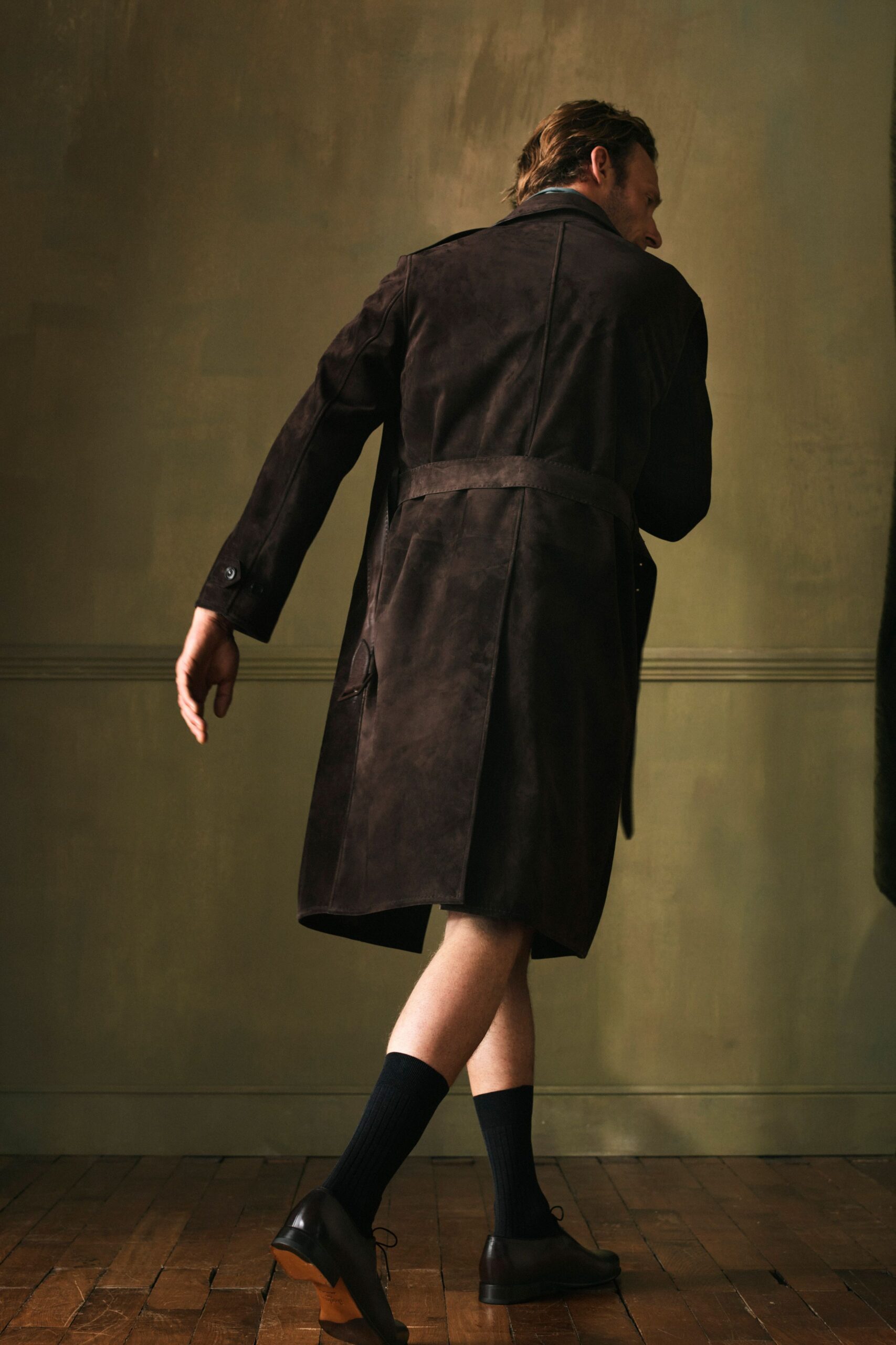 brown suede long-sleeve collared tailored belted coat