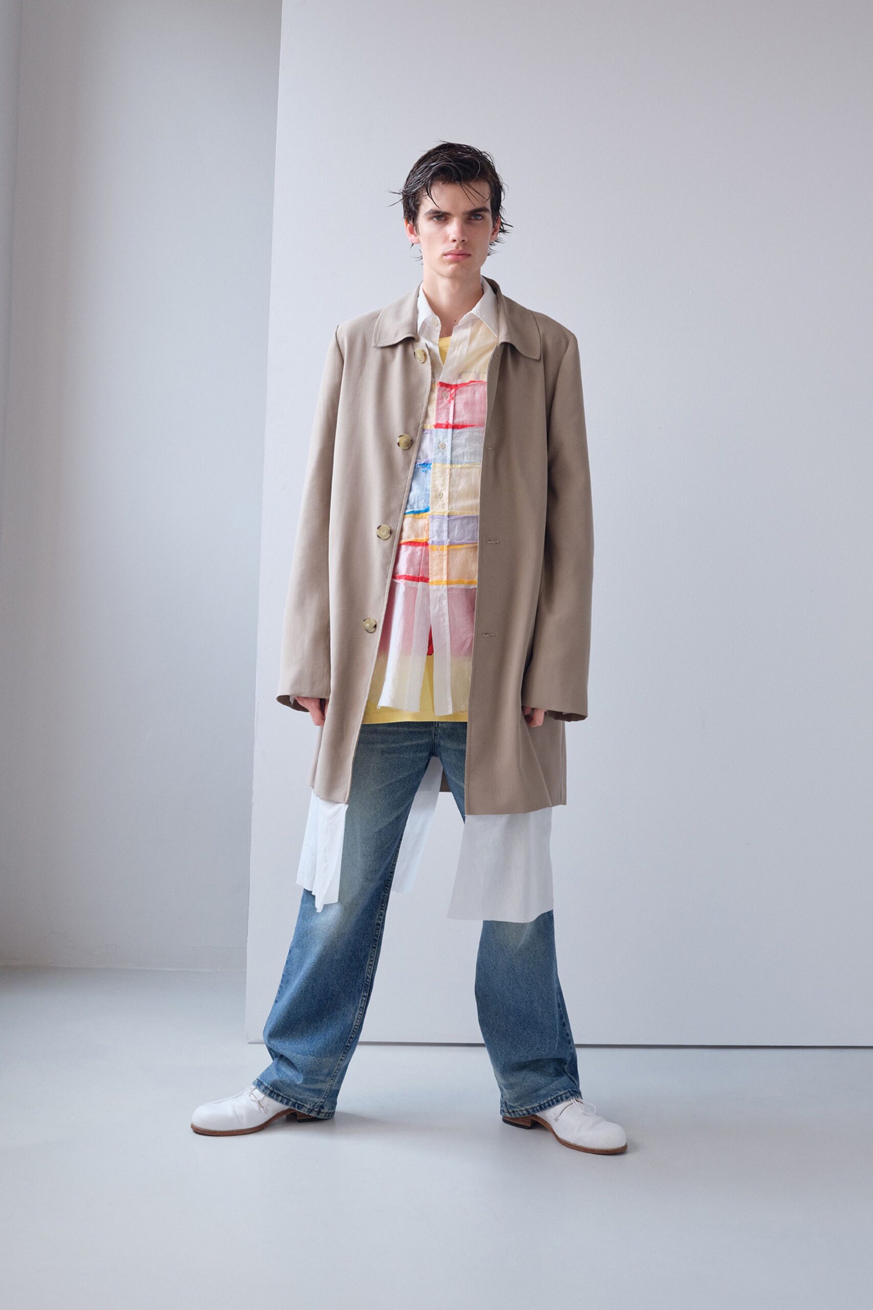 beige cotton long-sleeve collared oversized buttoned coat