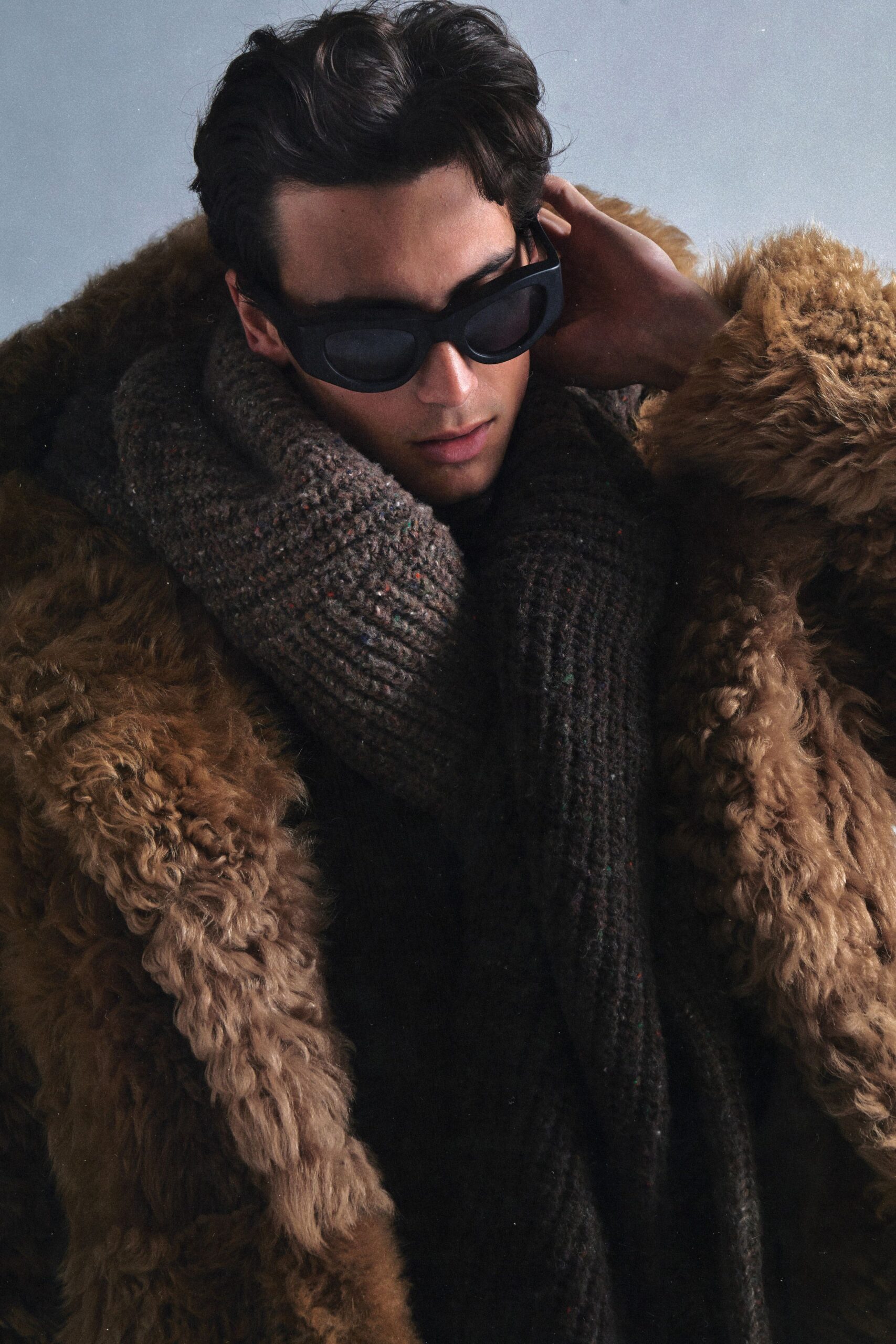 gray knit relaxed scarf