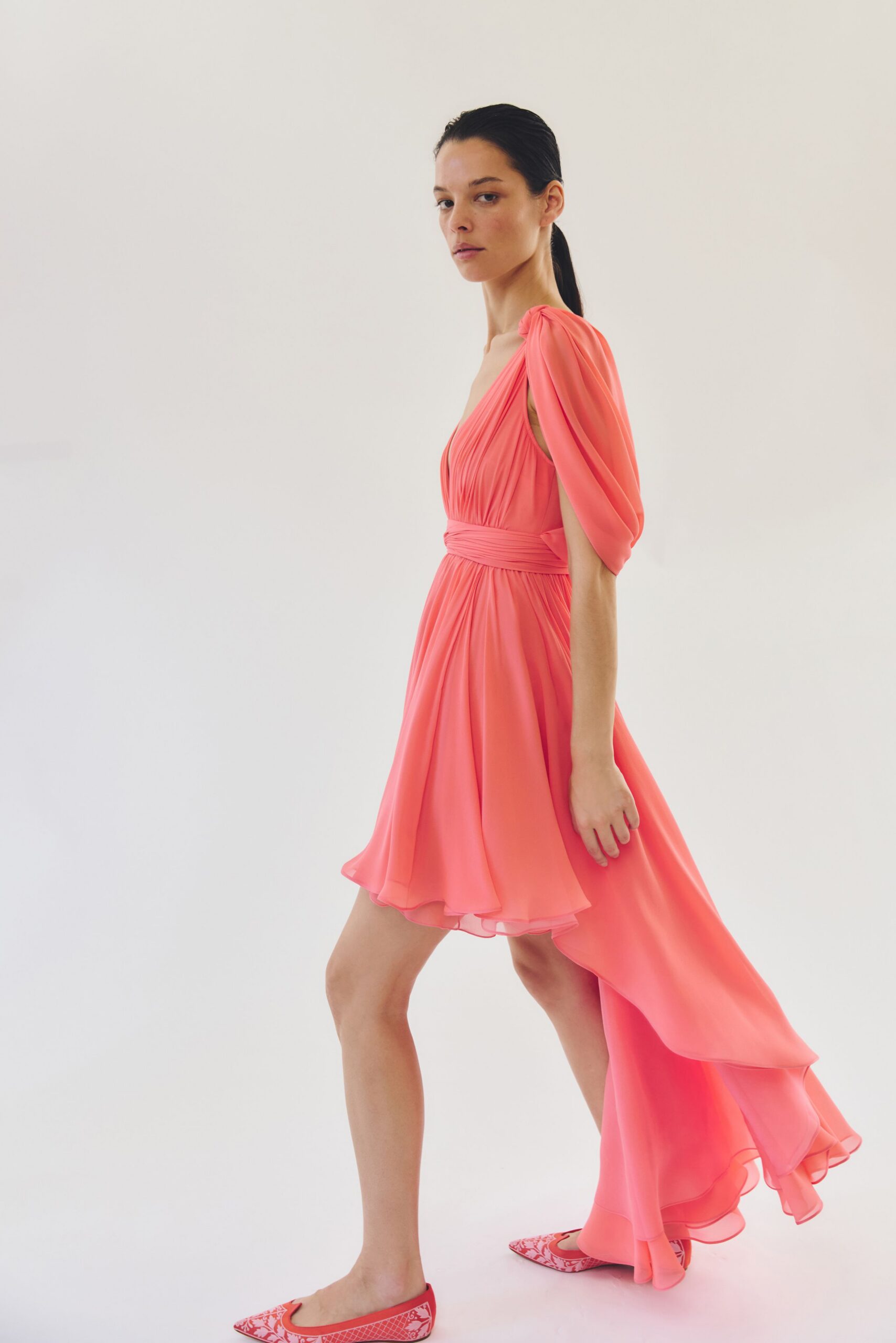 pink chiffon short-sleeve v-neck fitted pleated flowing dress