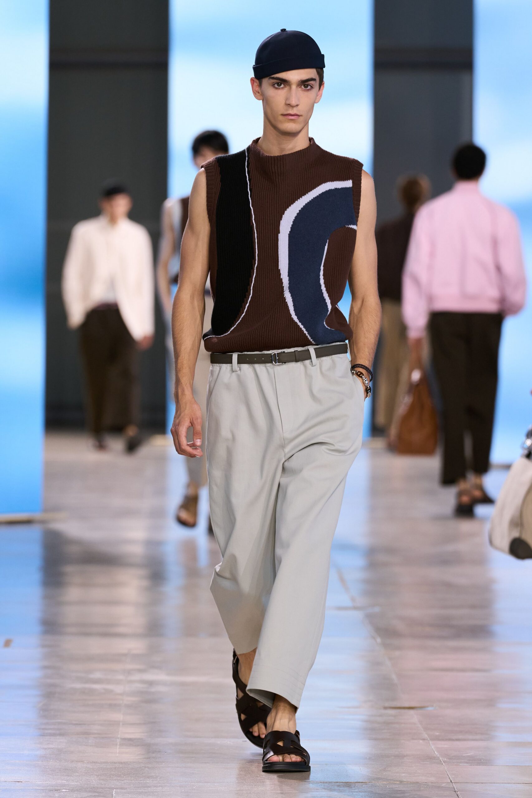 color-blocked sleeveless top with wide-leg pants