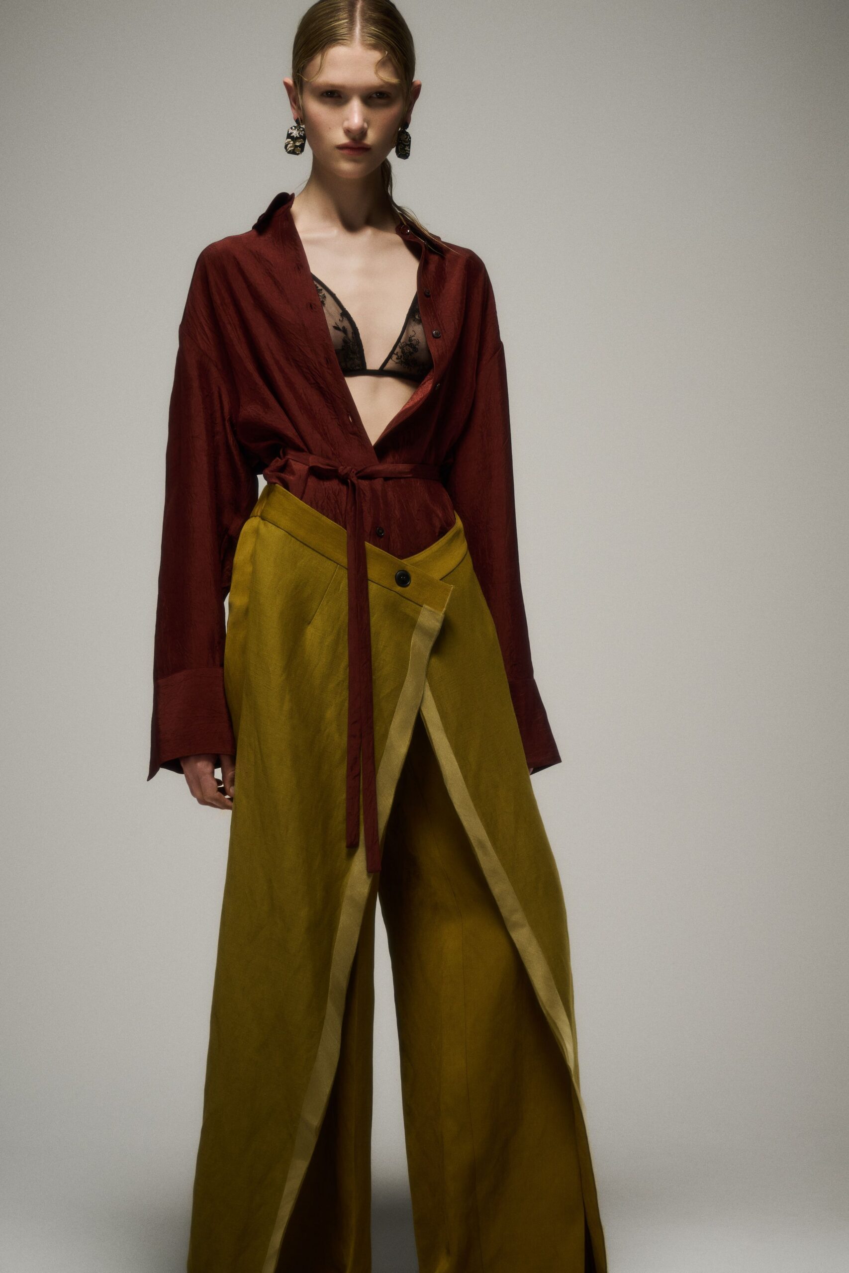 yellow linen relaxed high-waisted pleated pants