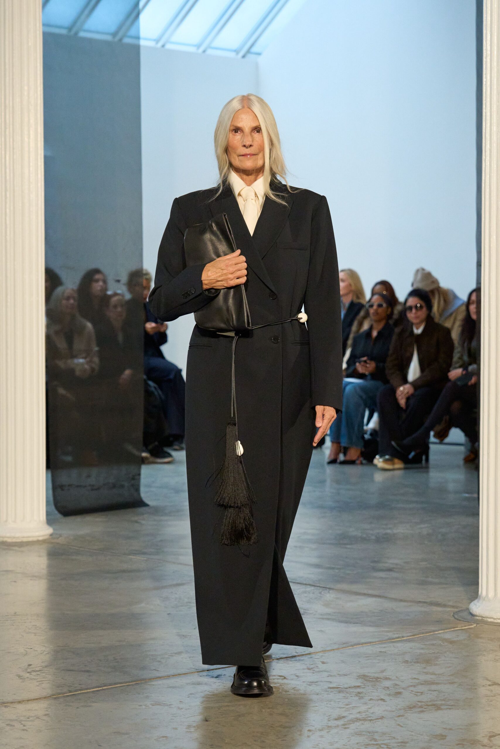 black wool long-sleeve collared fitted buttoned maxi coat