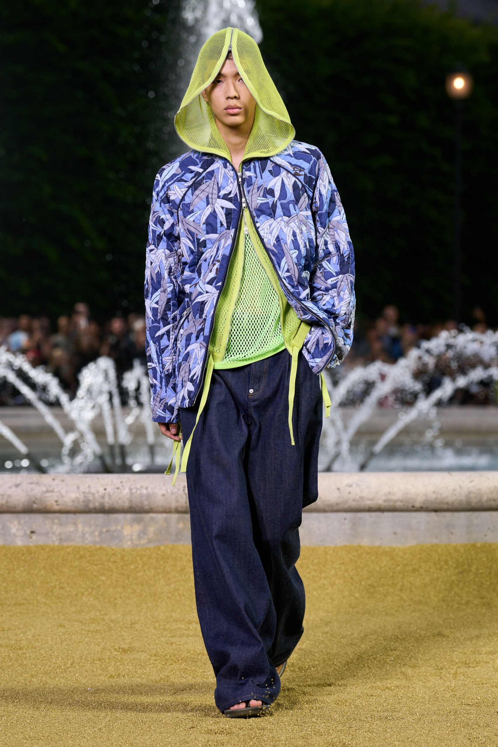 blue cotton hooded long-sleeve relaxed printed jacket