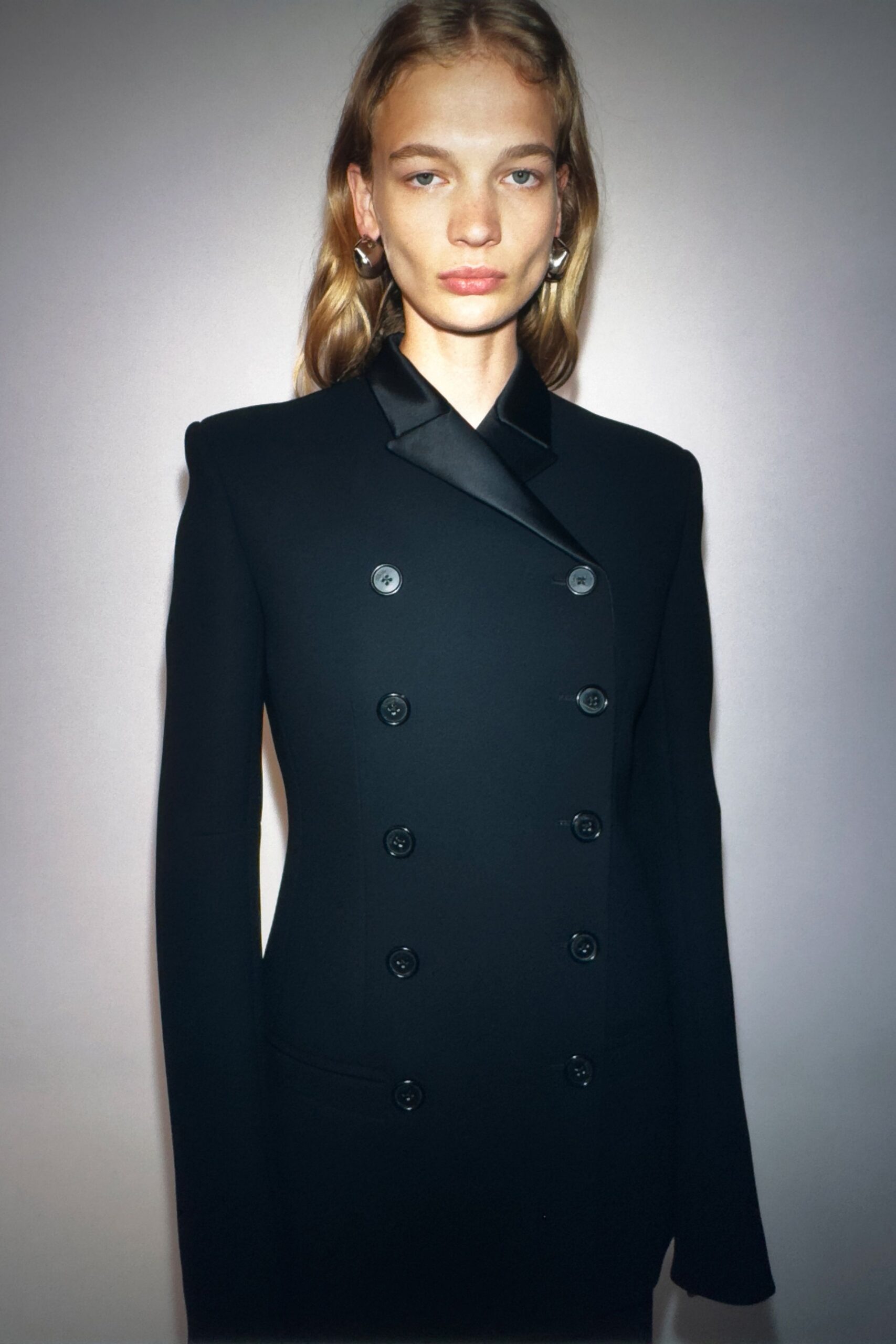 black tailored double-breasted blazer