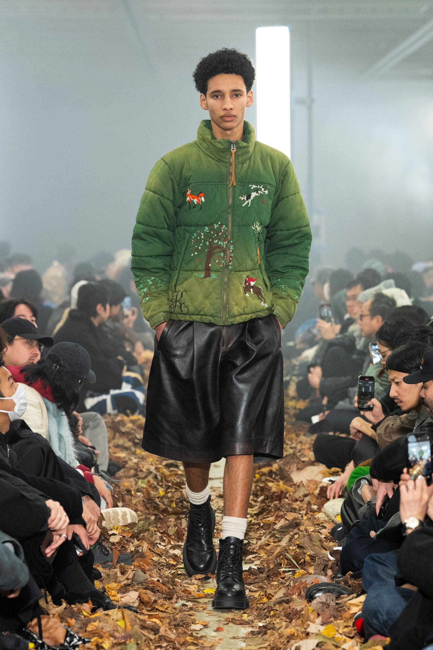 green cotton long-sleeve collared relaxed embroidered jacket