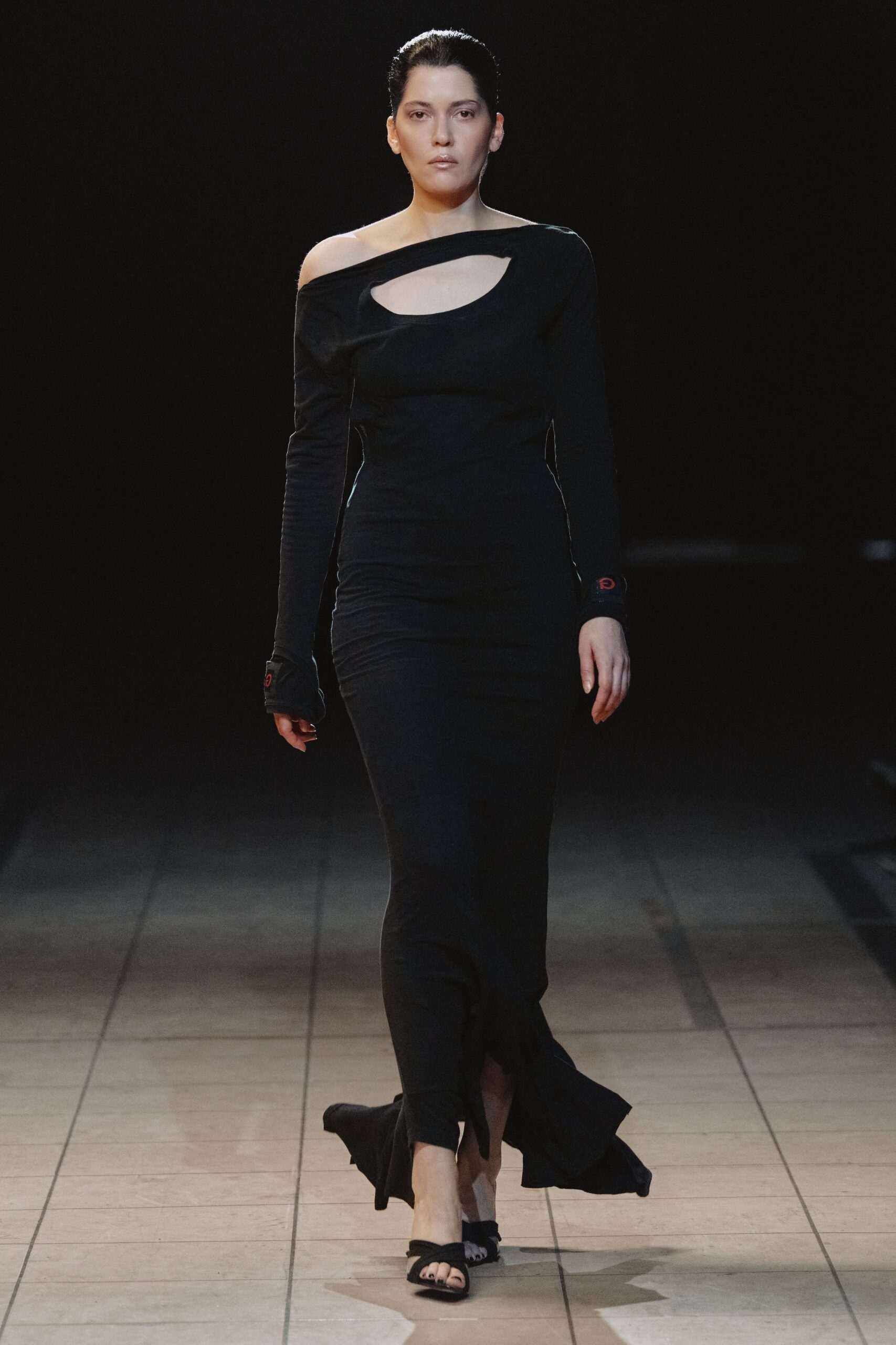 black cotton long-sleeve off-shoulder fitted ruched maxi dress