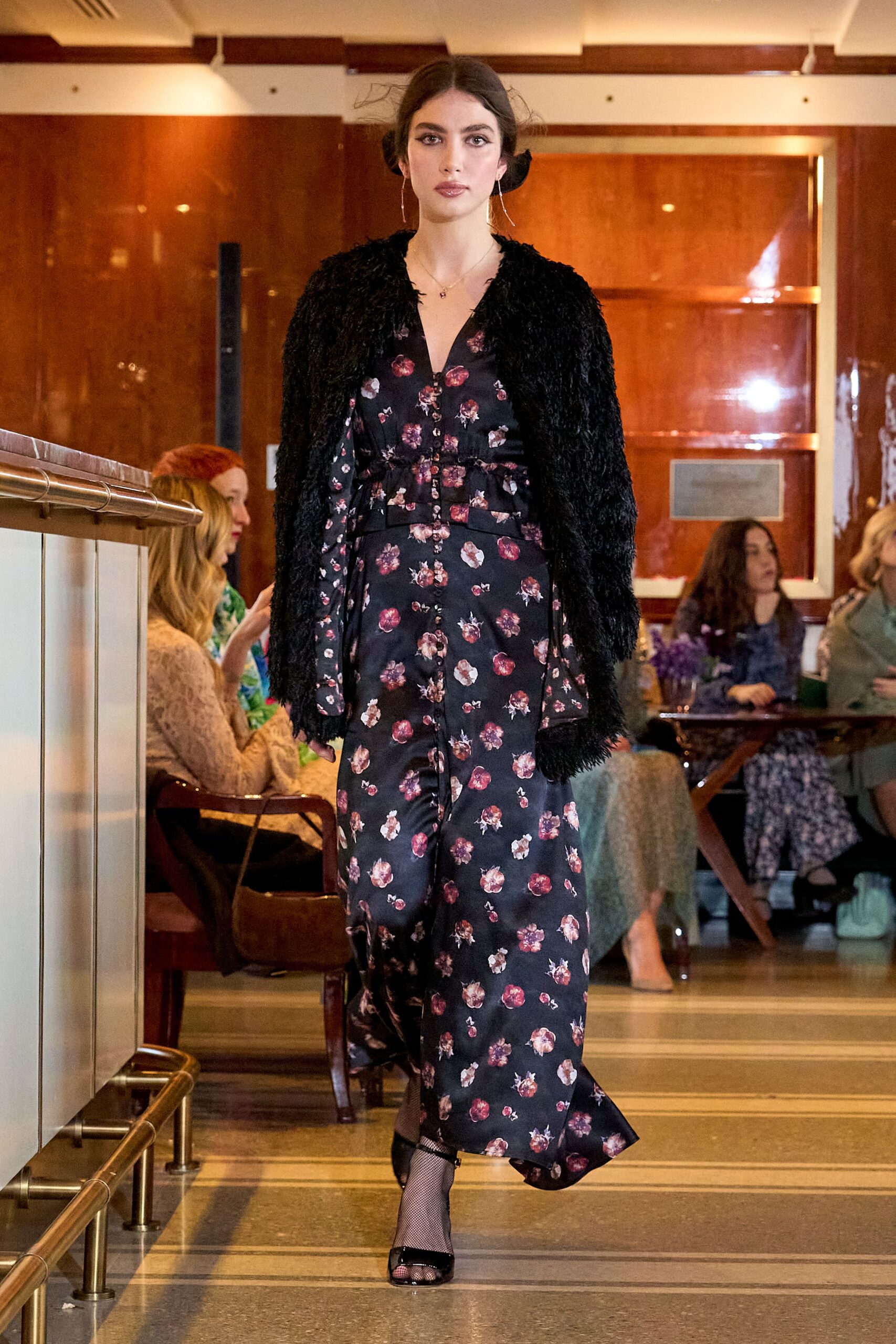 black faux-fur long-sleeve relaxed textured jacket