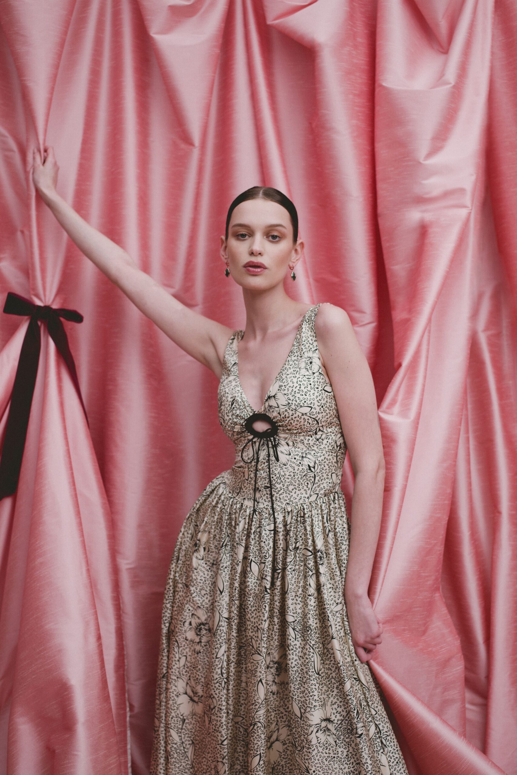 beige printed sleeveless maxi dress