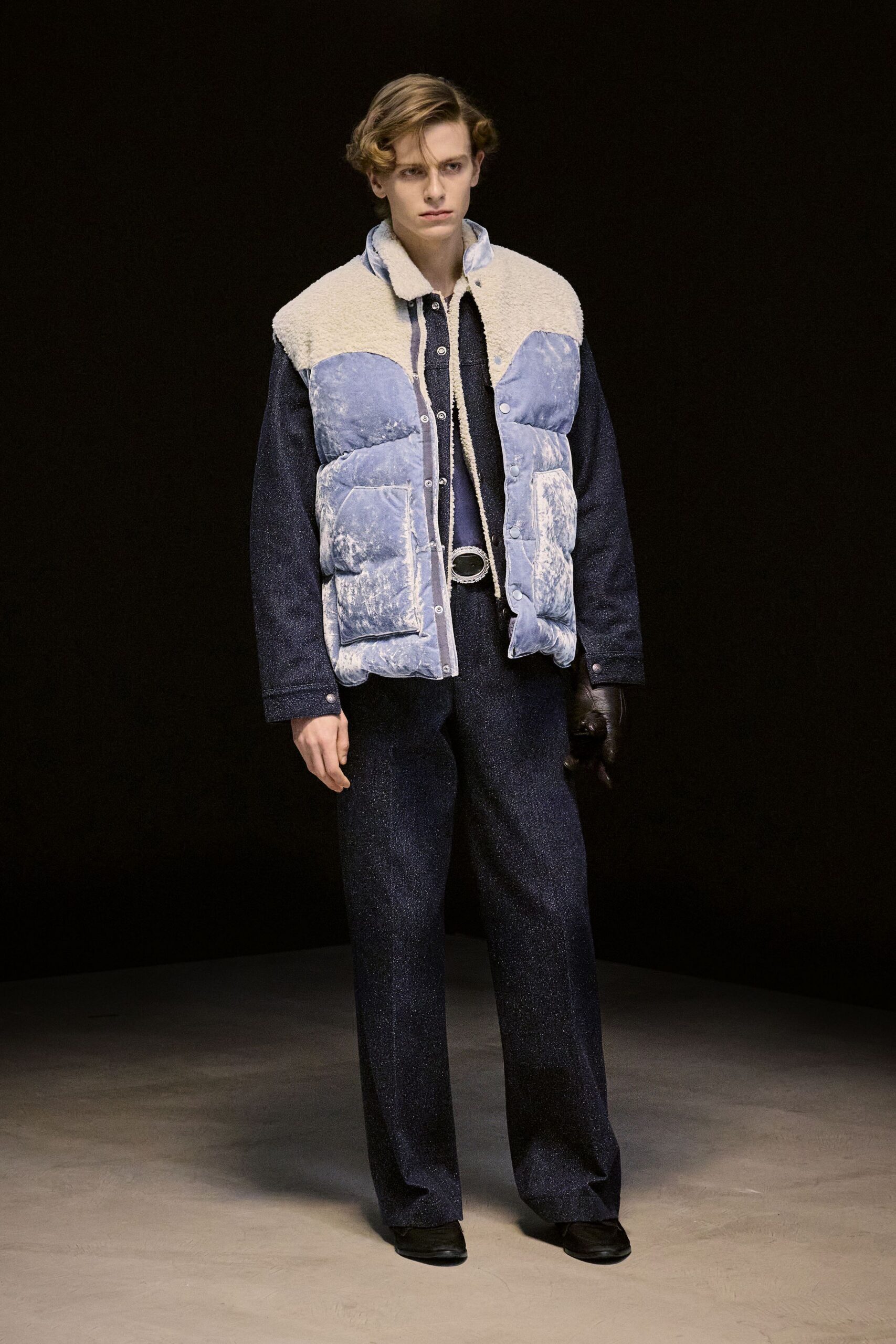 blue cotton long-sleeve collared relaxed zippered jacket