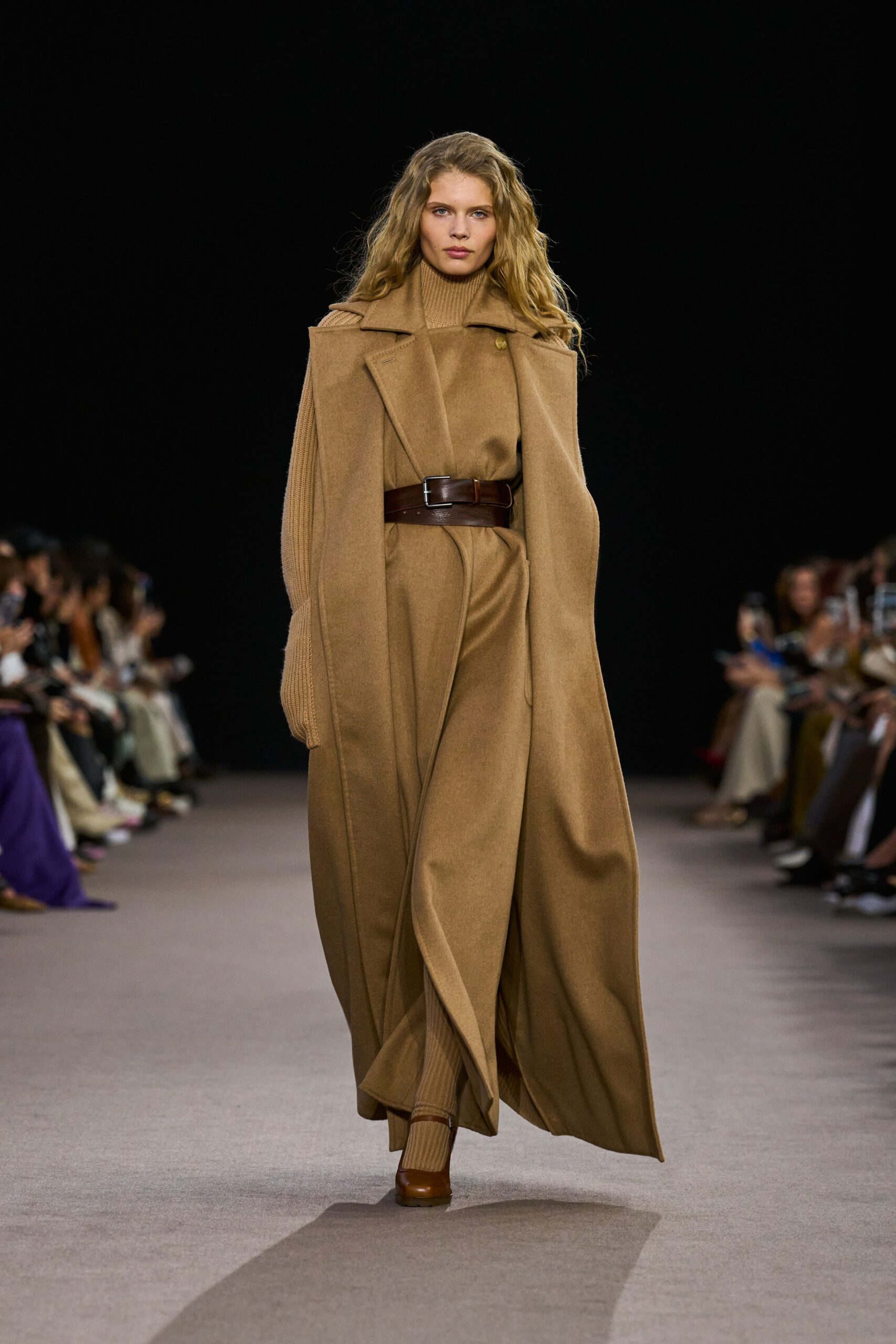 brown wool long-sleeve relaxed draped cape