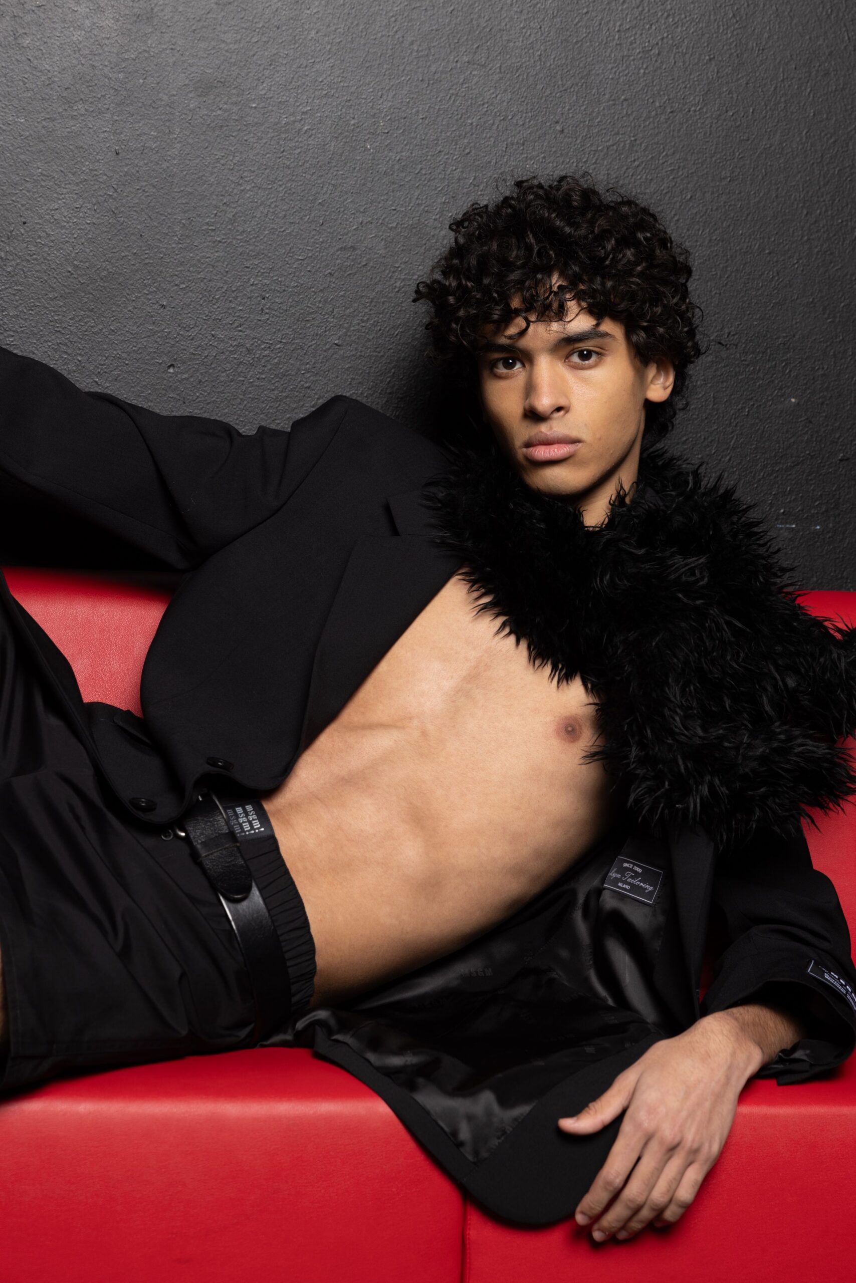 black blazer with faux-fur scarf