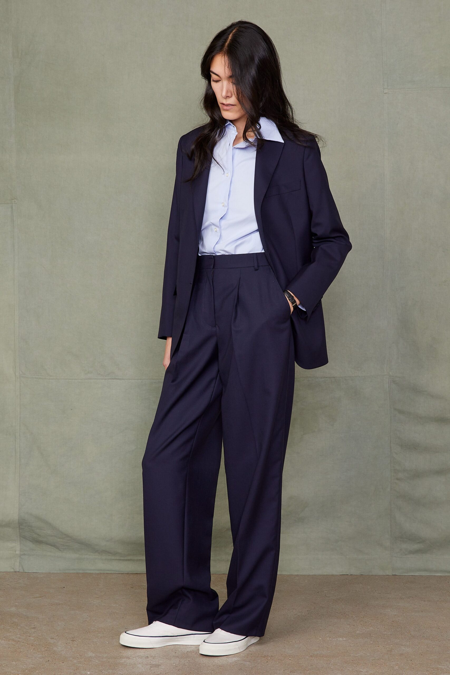blue cotton long-sleeve collared tailored buttoned suit