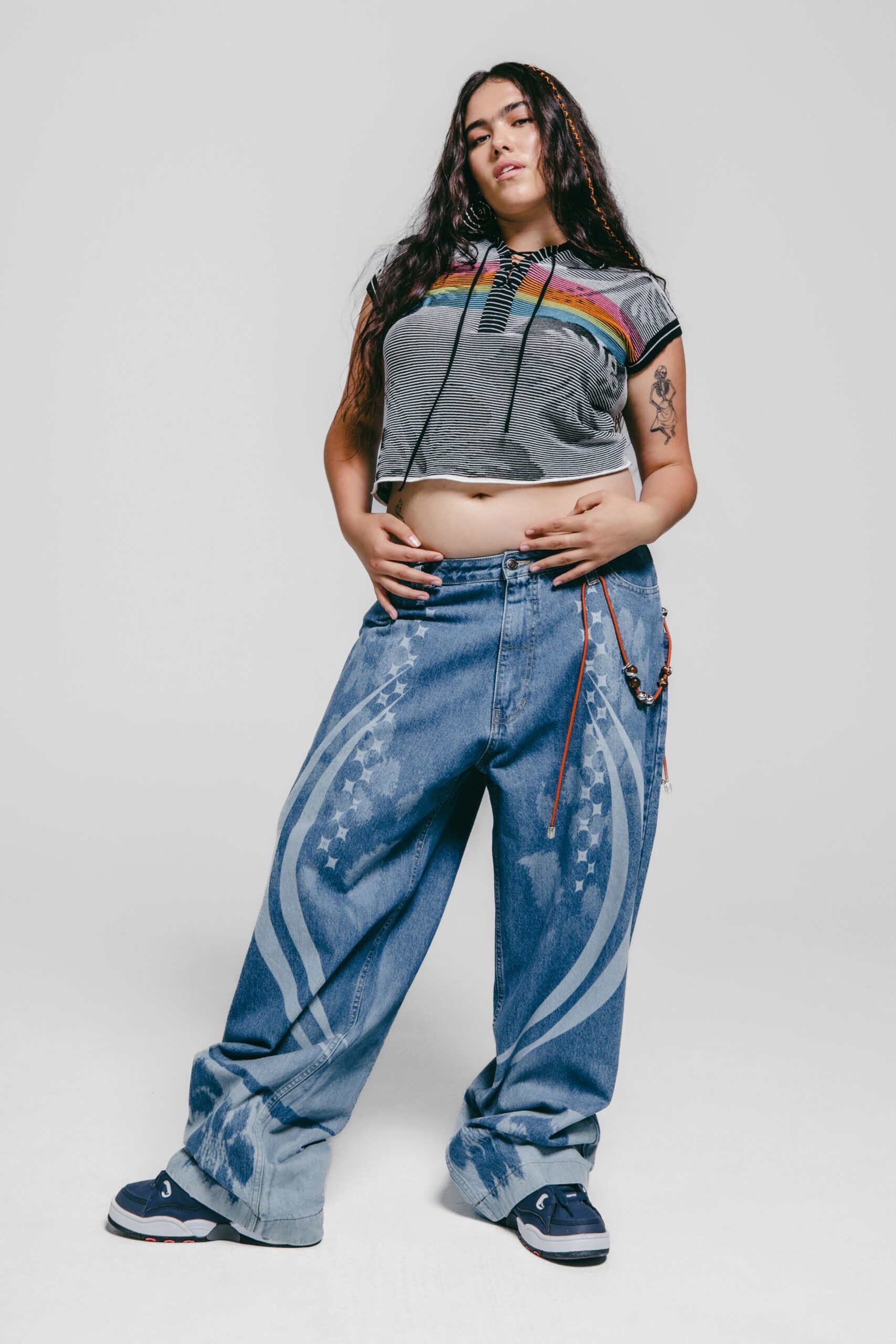 gray cotton short-sleeve hooded fitted printed cropped crop-top