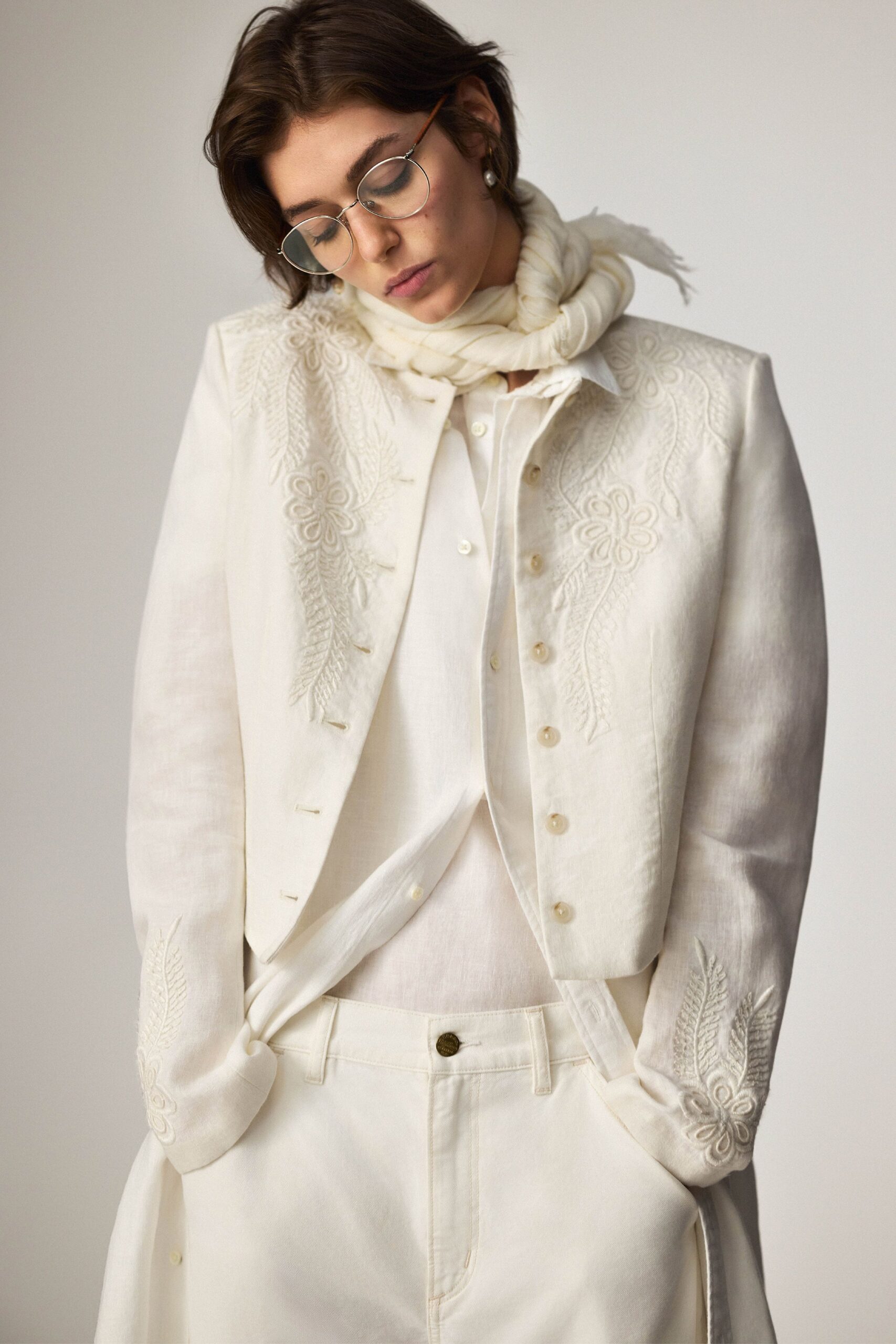 white linen long-sleeve collared relaxed embroidered jacket