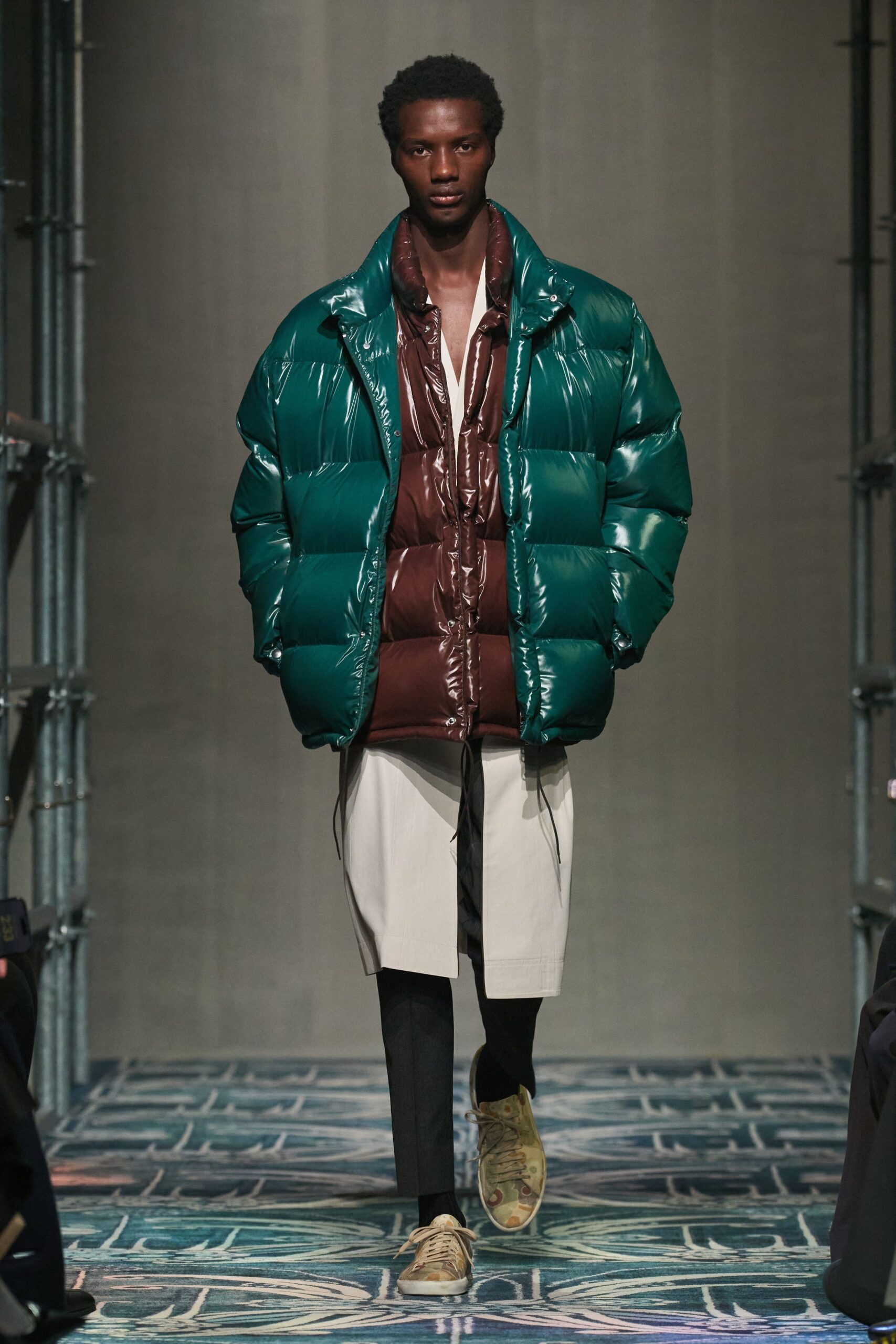 green vinyl long-sleeve collared relaxed zippered shiny jacket