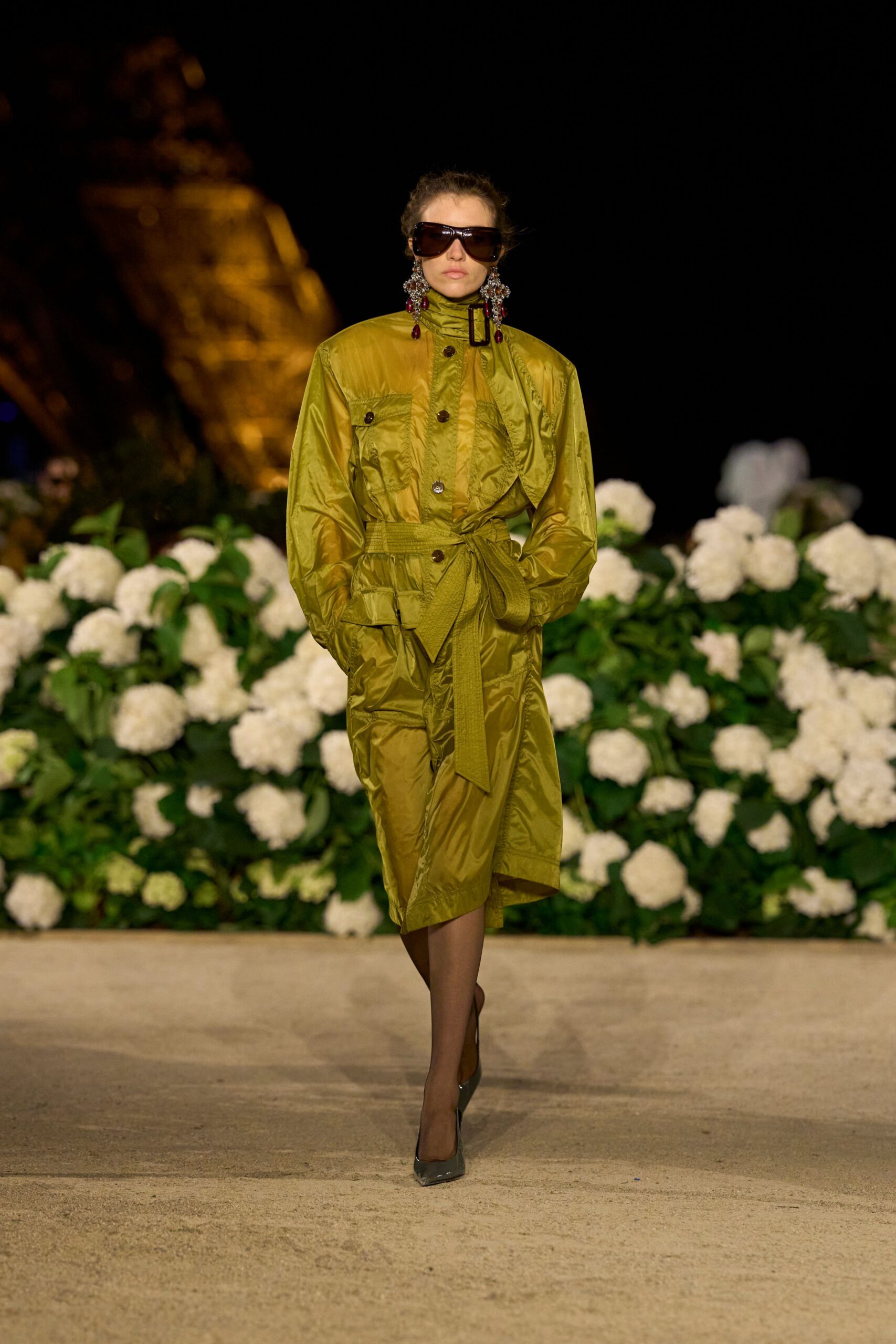 green silk long-sleeve collared fitted belted buttoned coat