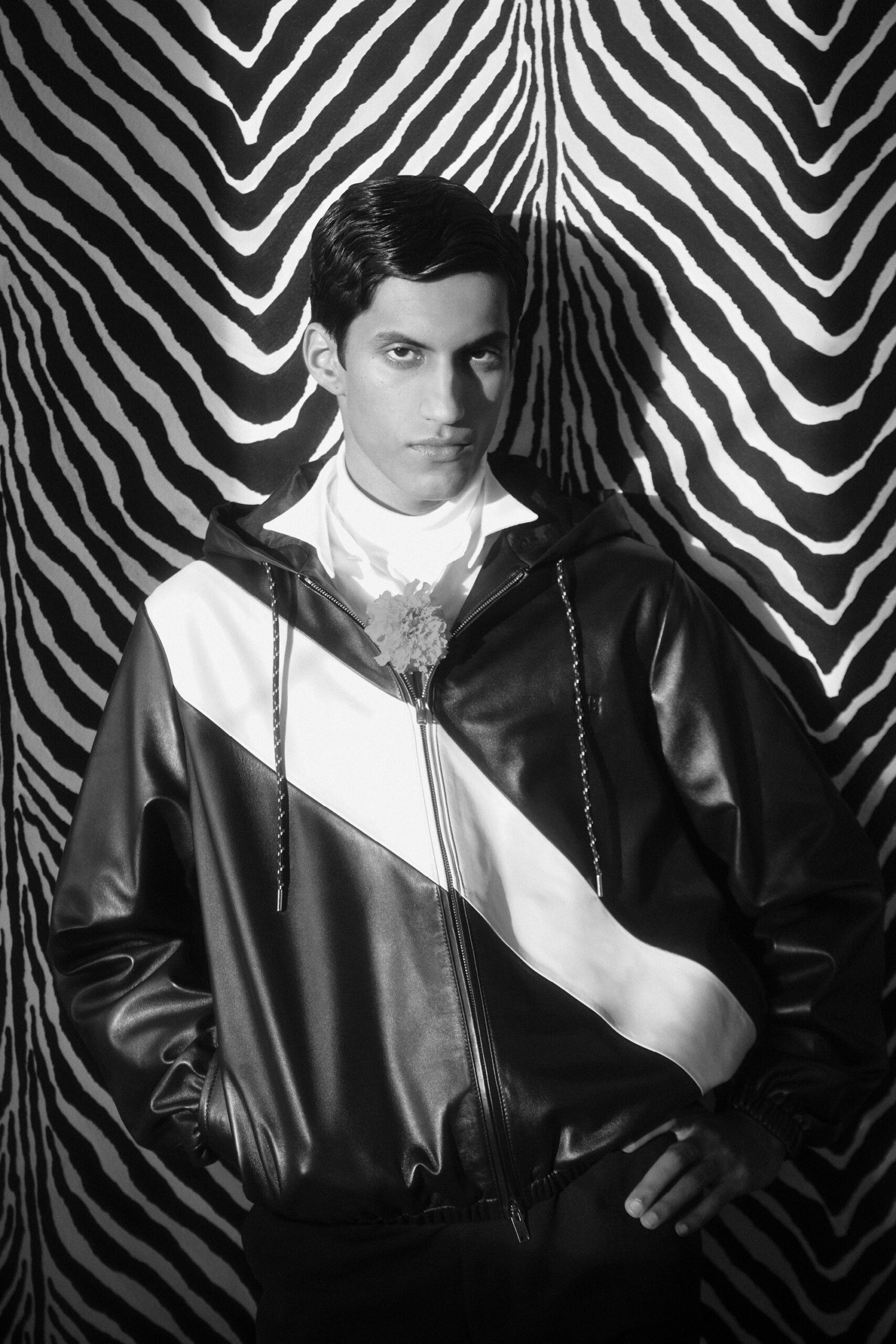 black leather long-sleeve collared fitted color-blocked jacket