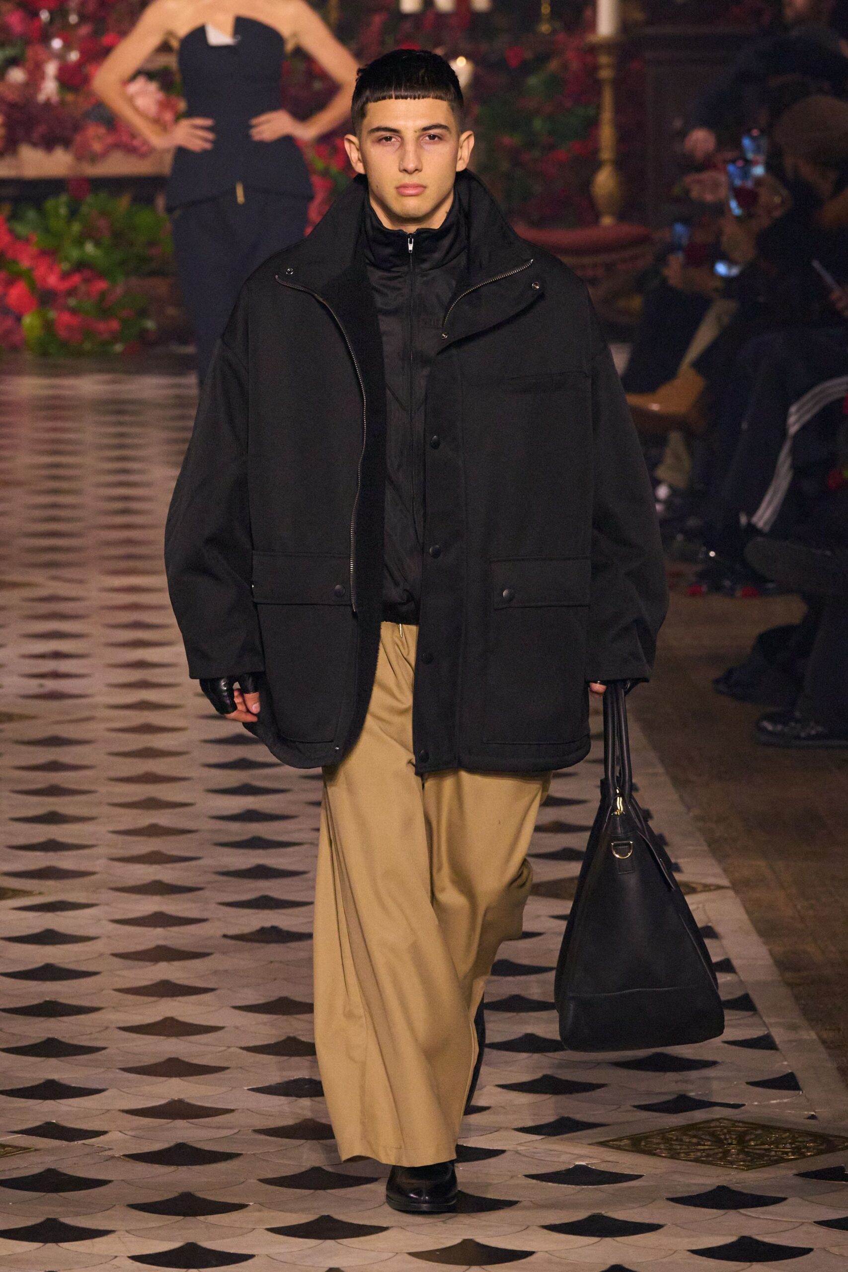 black oversized jacket beige relaxed pants