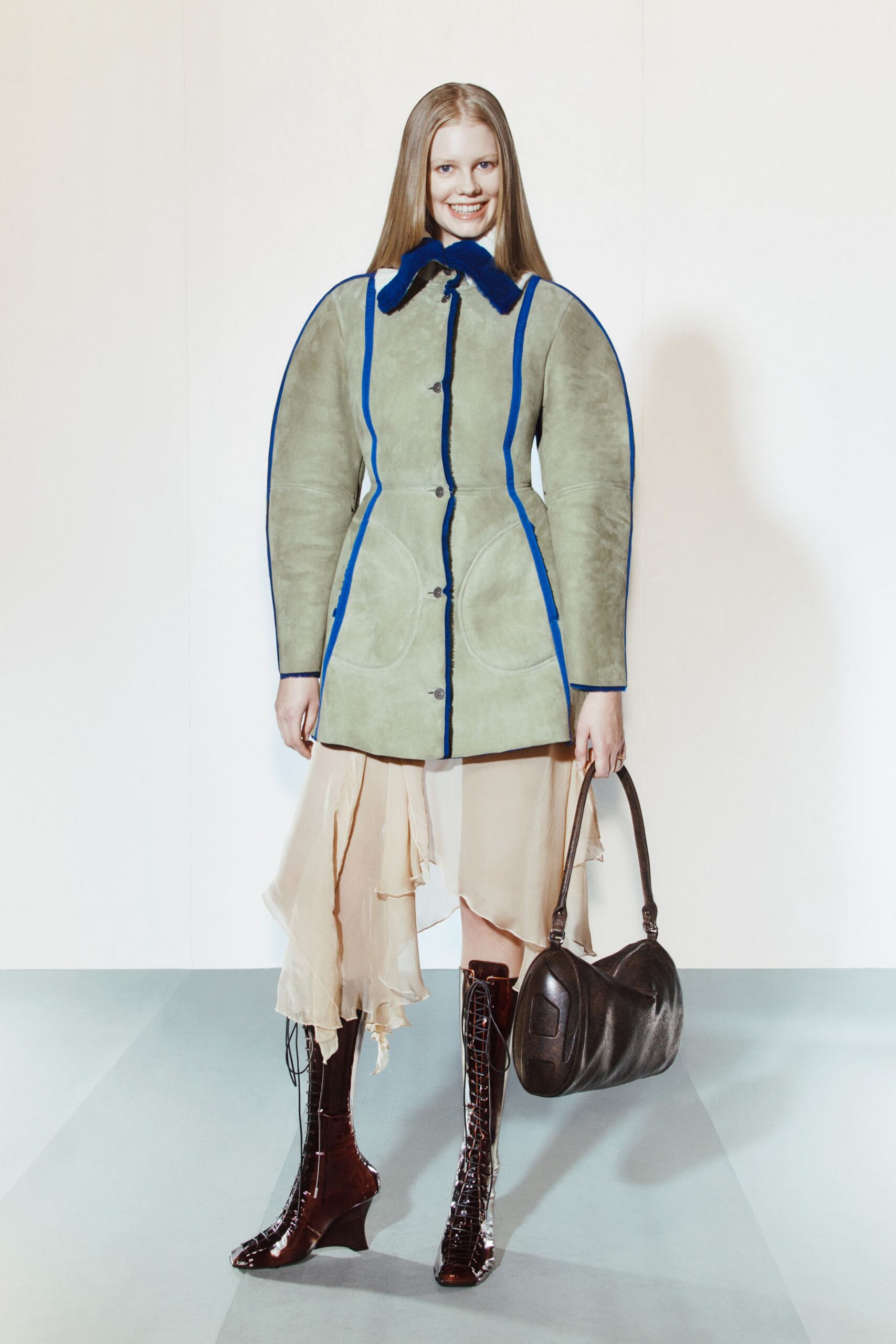green suede long-sleeve collared fitted buttoned coat