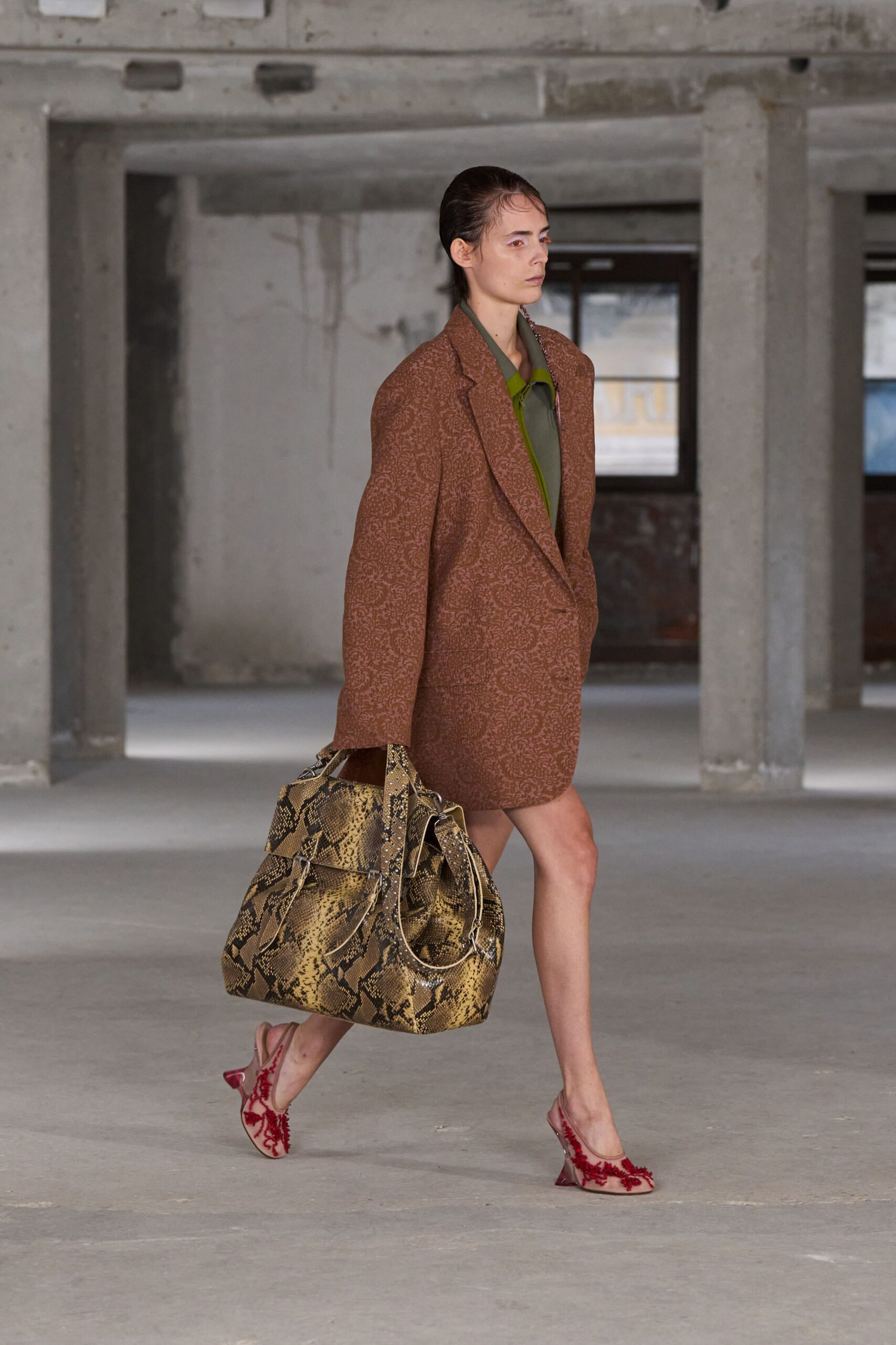 brown cotton long-sleeve collared oversized printed blazer
