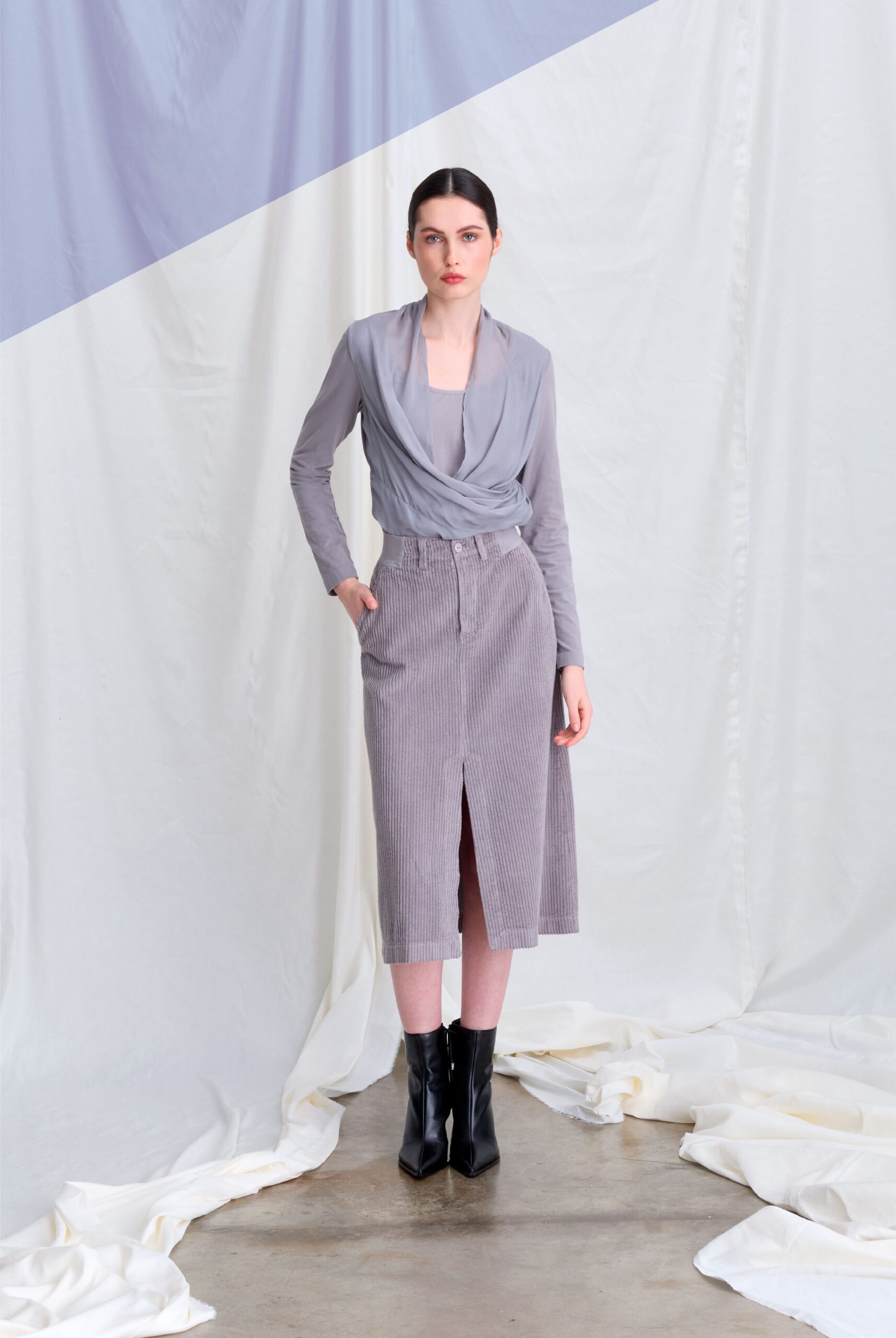 gray cotton slit fitted pencil midi skirt