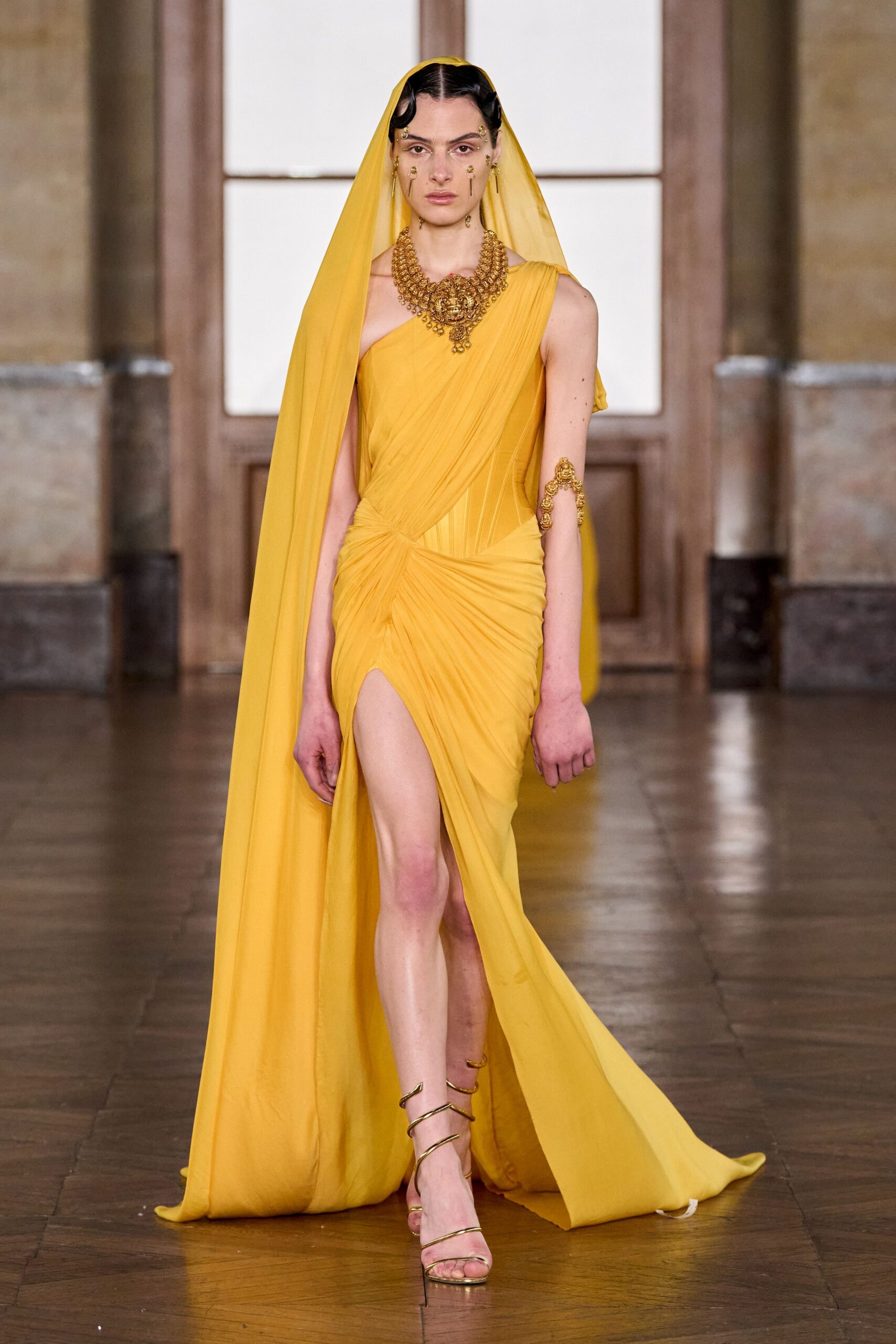yellow chiffon sleeveless v-neck fitted draped flowing gown