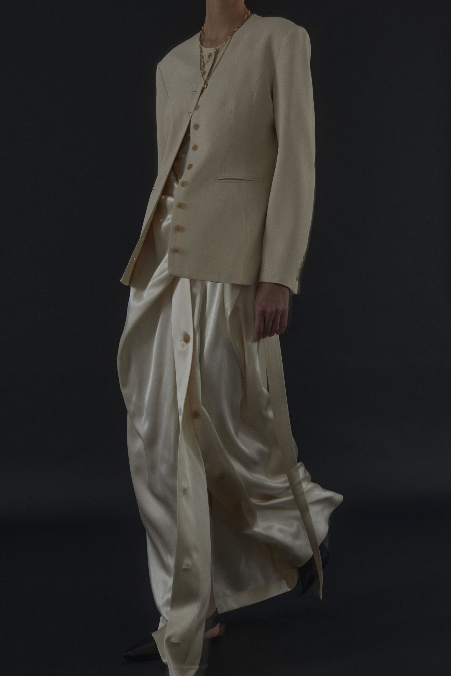 beige silk long-sleeve collared tailored buttoned blazer