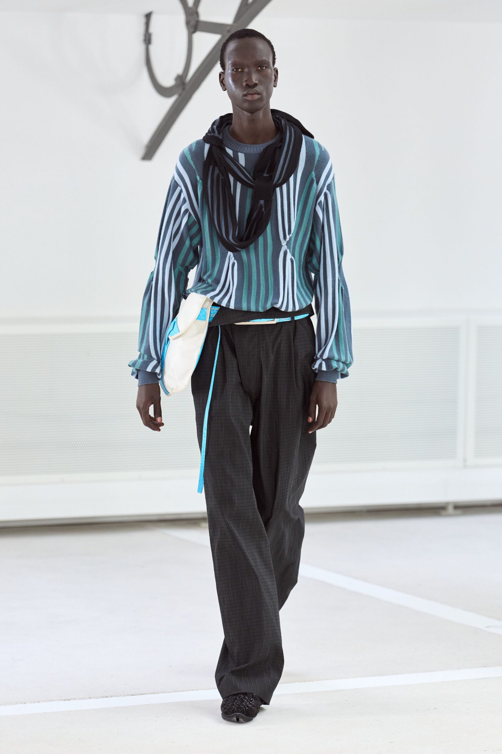 blue cotton long-sleeve collared relaxed striped top