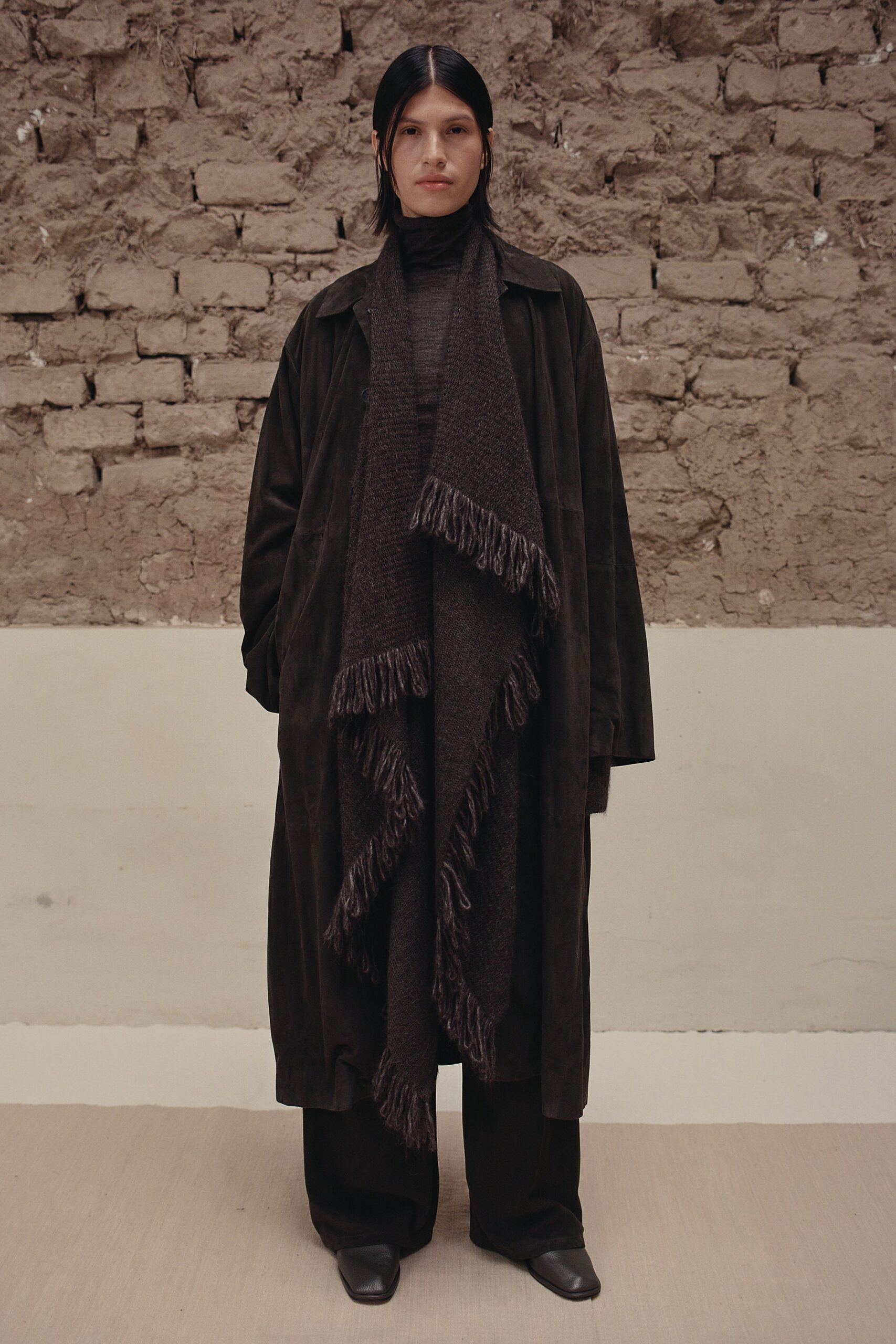 black suede long-sleeve relaxed layered coat