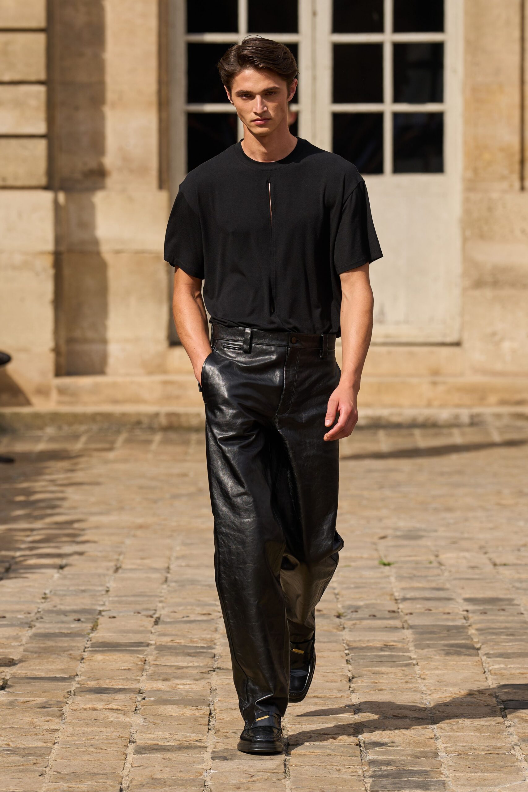 black cotton short-sleeve v-neck relaxed zippered top
