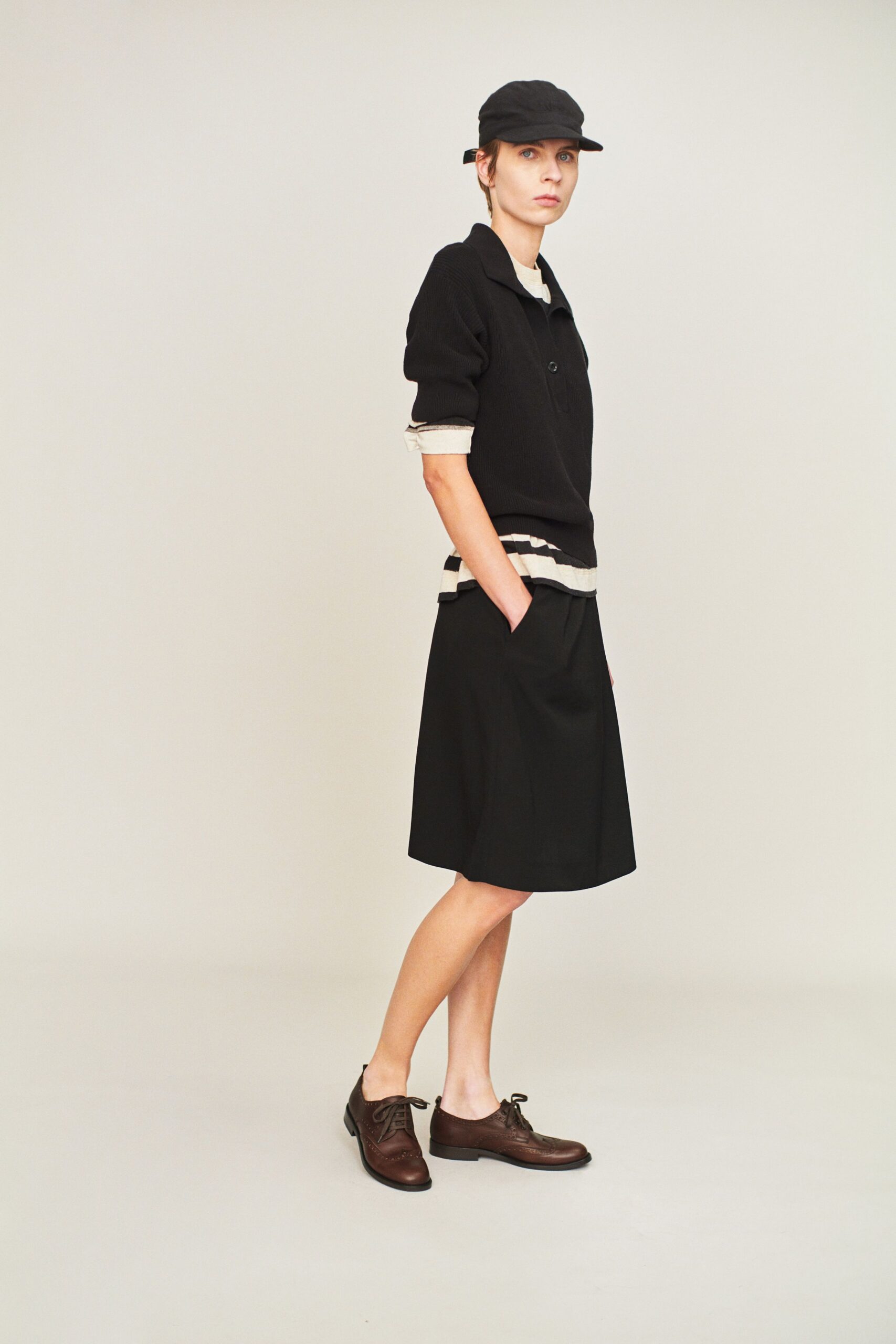 black wool short-sleeve collared relaxed buttoned jacket