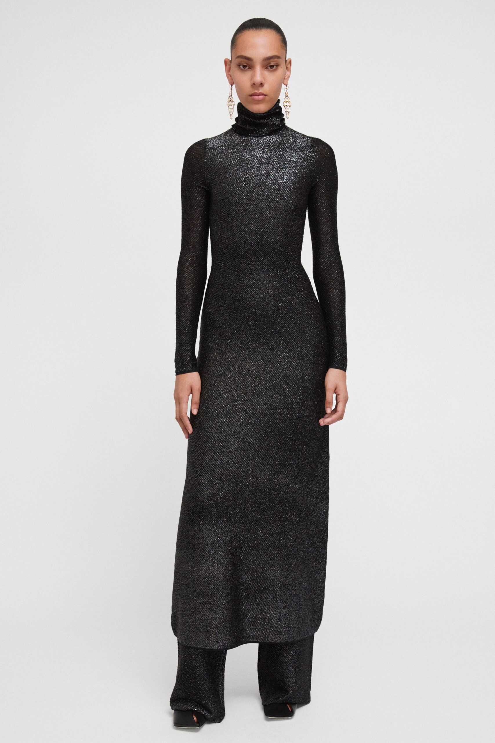 black metallic long-sleeve gown
