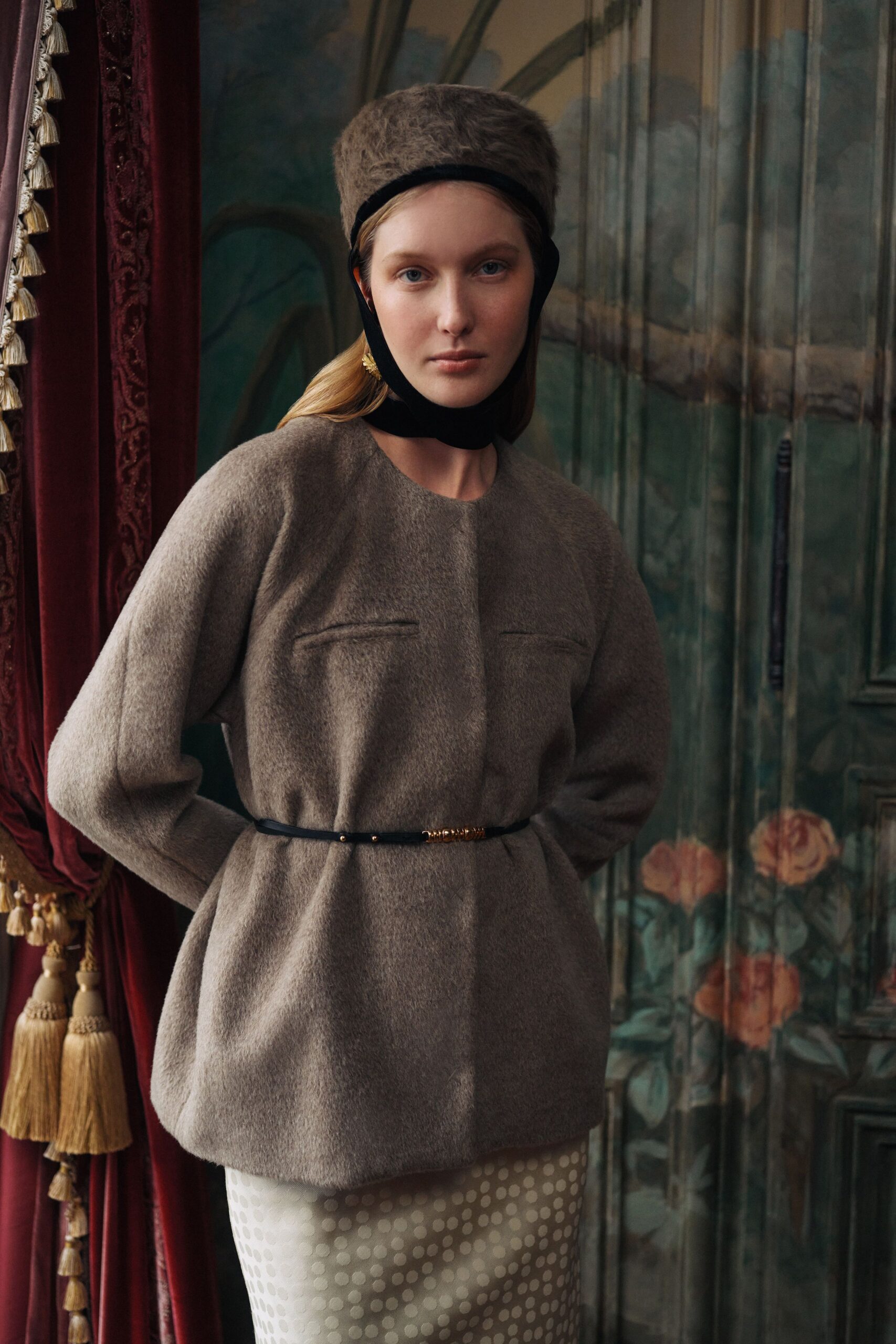 brown wool long-sleeve collared fitted pleated top