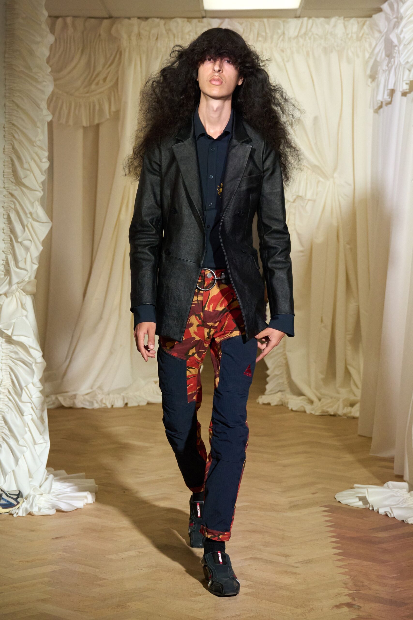 red cotton slim printed pants