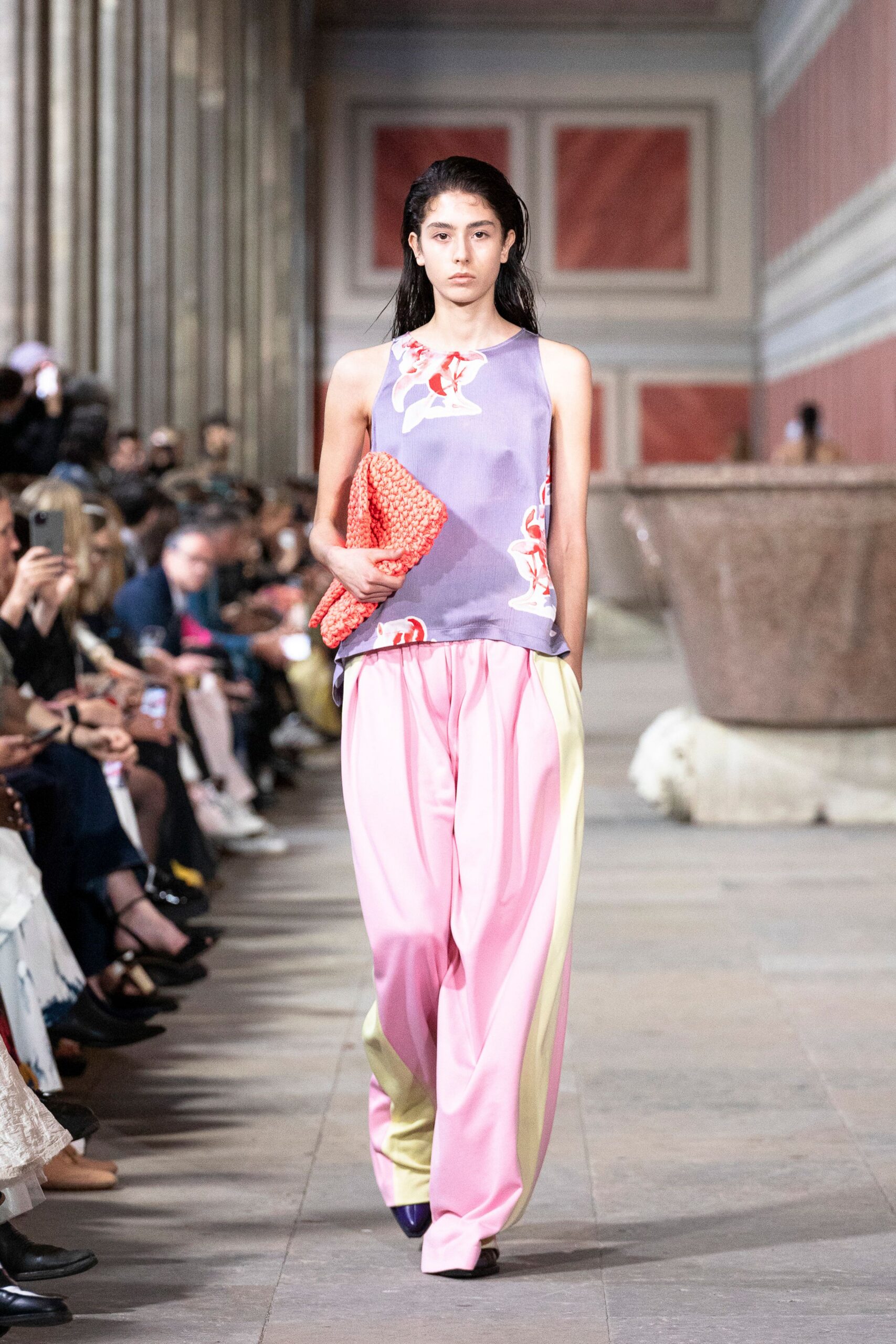 pink relaxed pleated pants