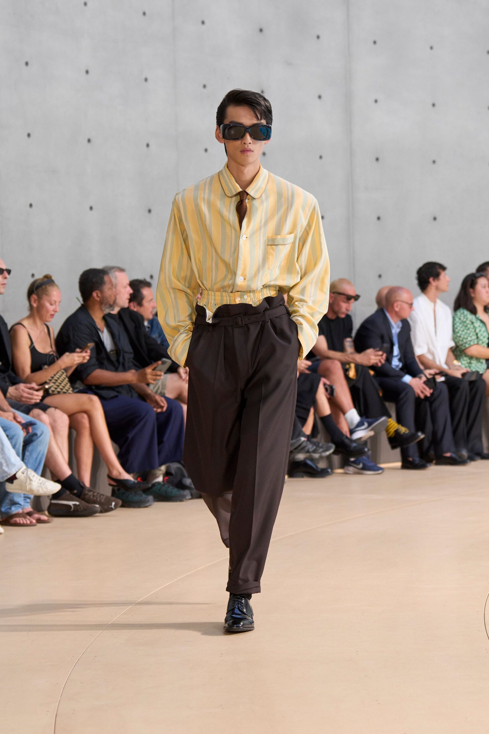 yellow long-sleeve collared relaxed striped shirt