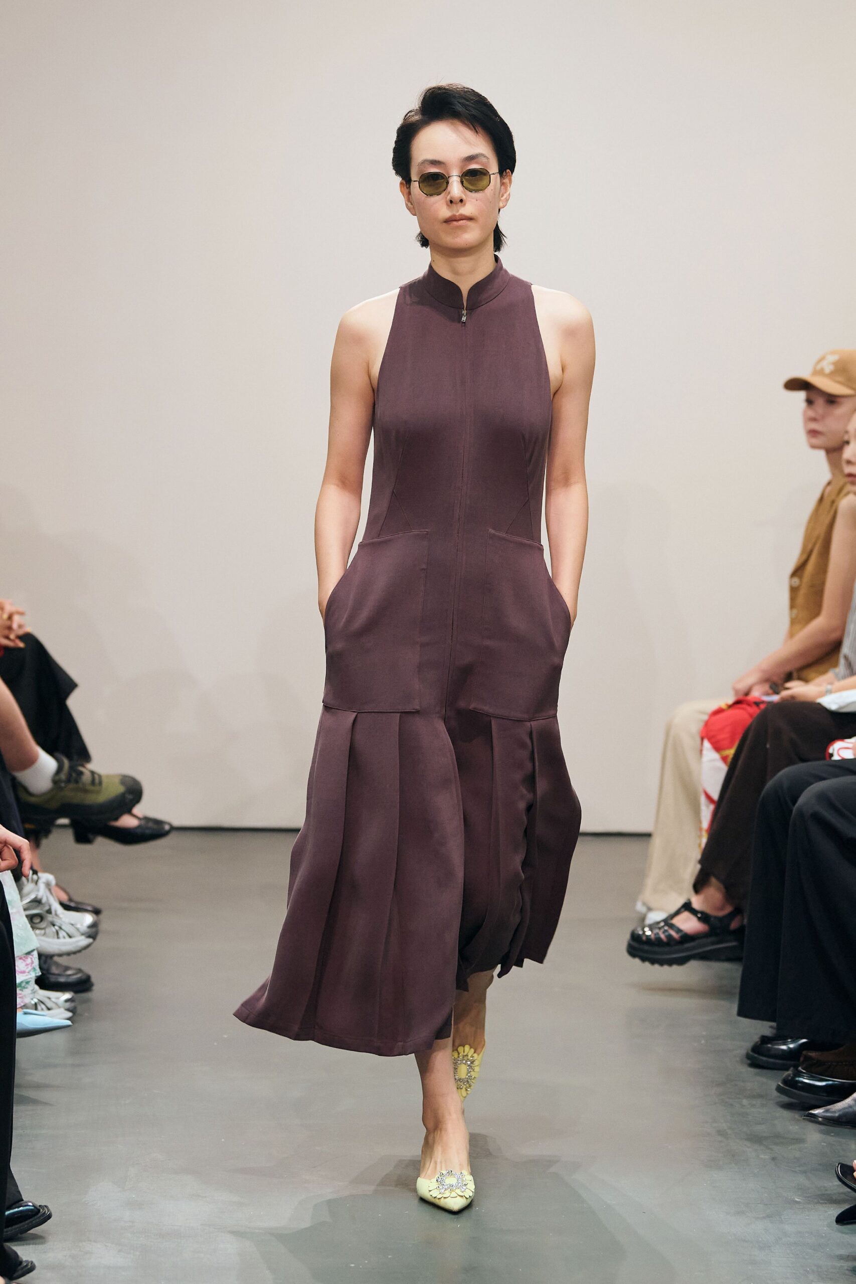 purple fitted sleeveless dress