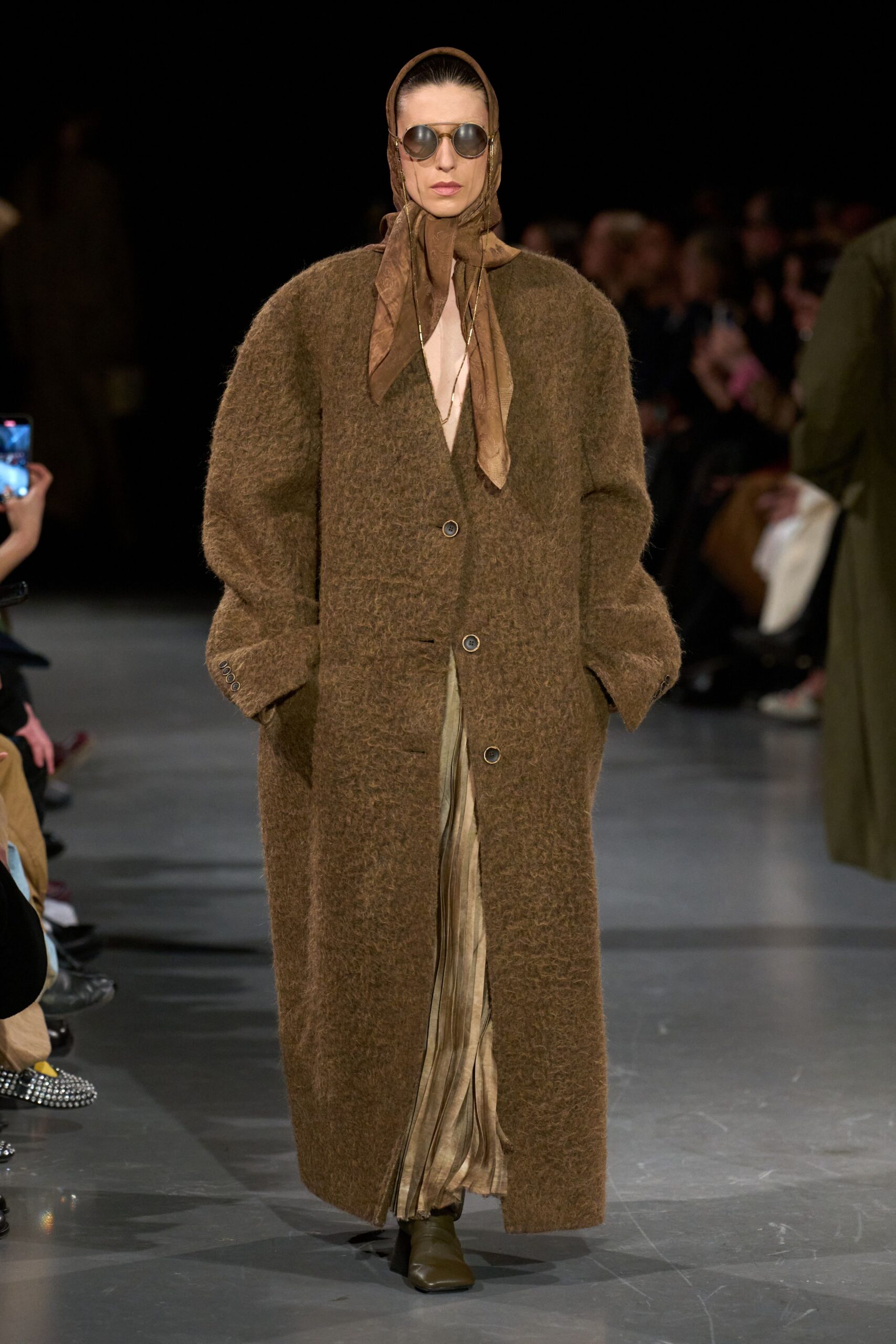 brown wool long-sleeve collared oversized buttoned coat
