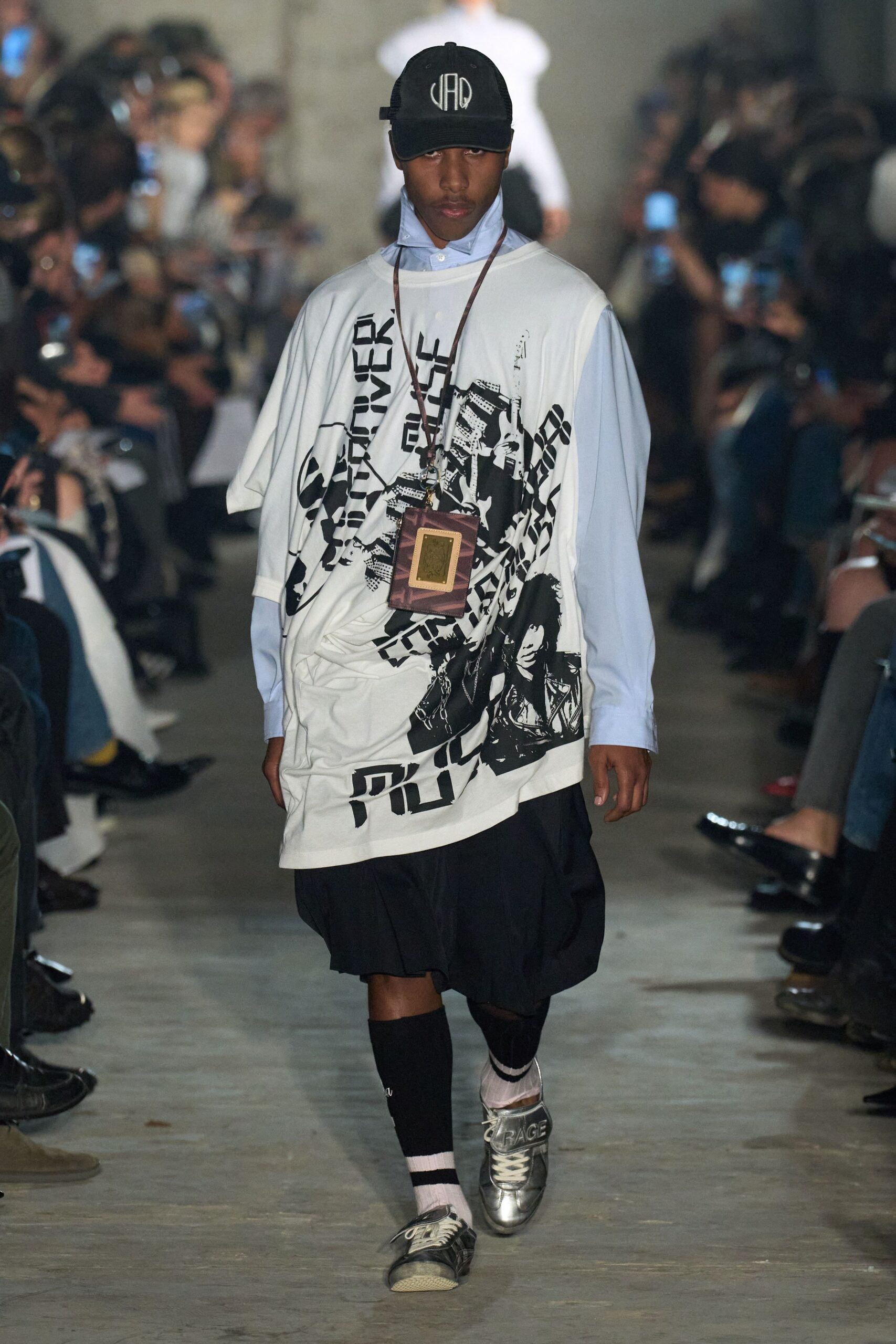 white cotton short-sleeve collared oversized printed t-shirt