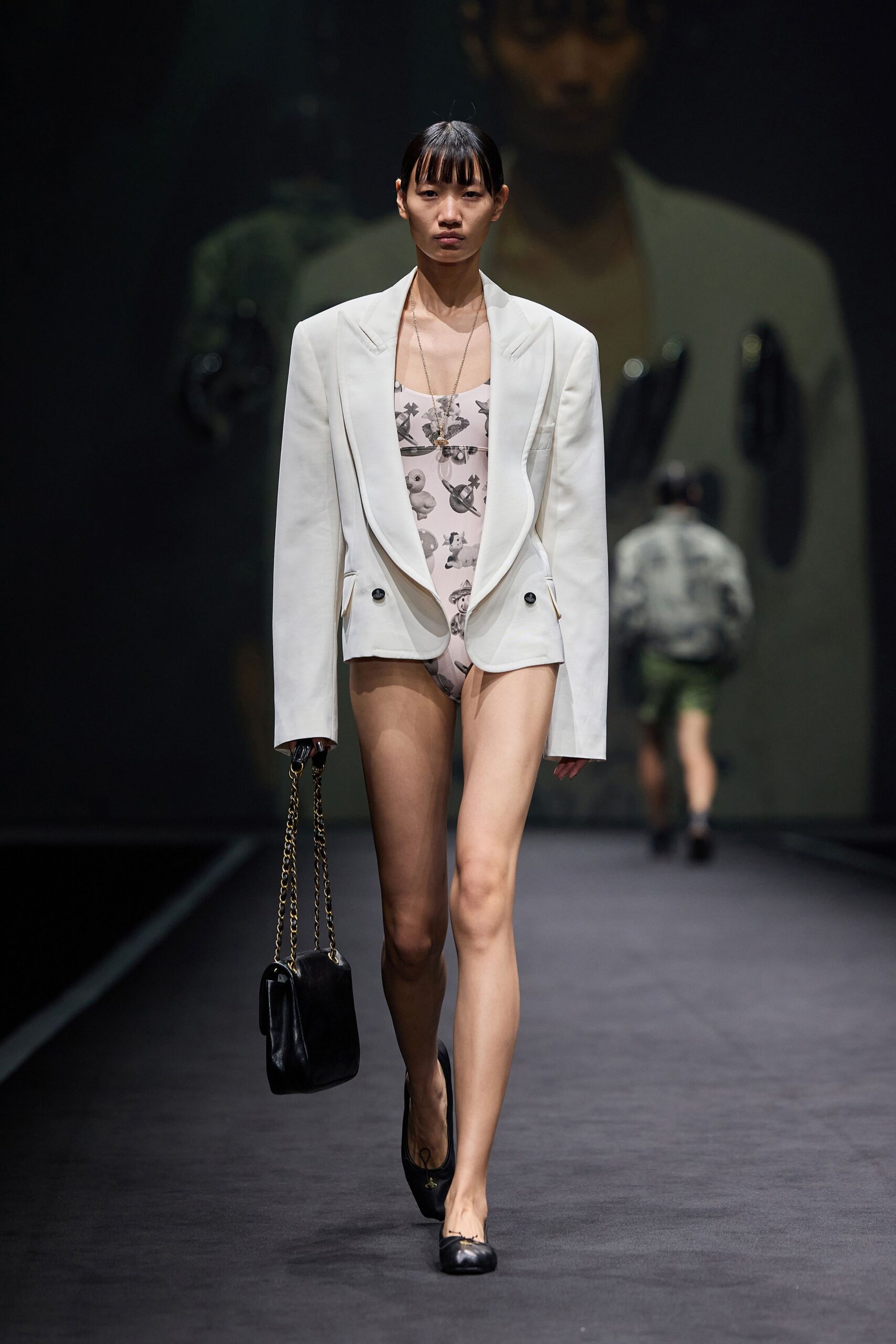beige sleeveless v-neck fitted floral bodysuit